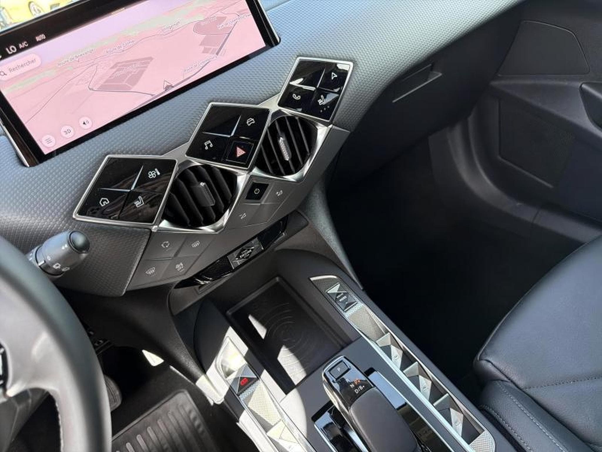 DS Automobiles DS3 3 E-Tense Rivoli (2023) - Photo 18