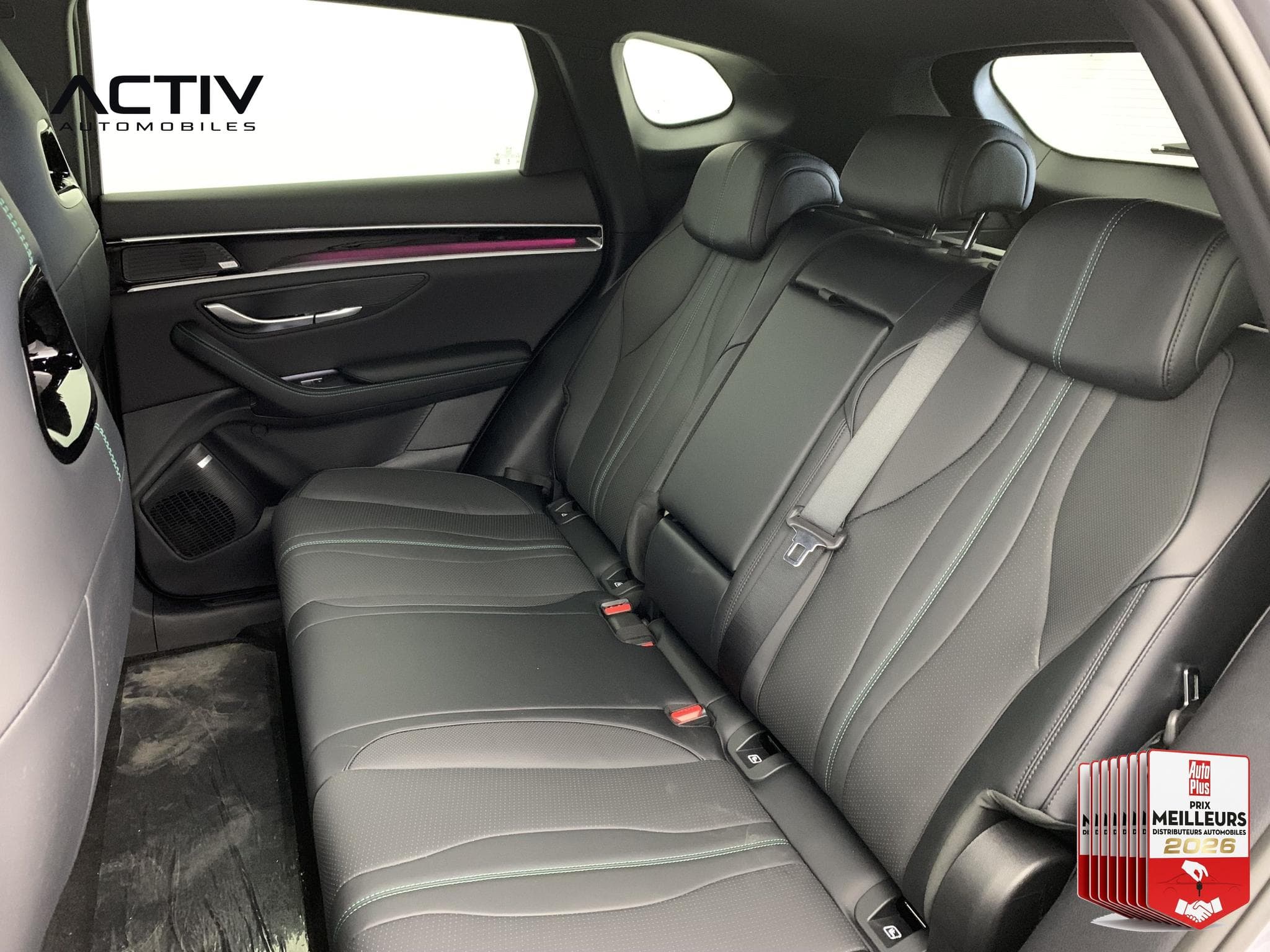 Byd SEAL U 1.5l DM-i 218 ch PHEV Boost (2026) - Photo 21