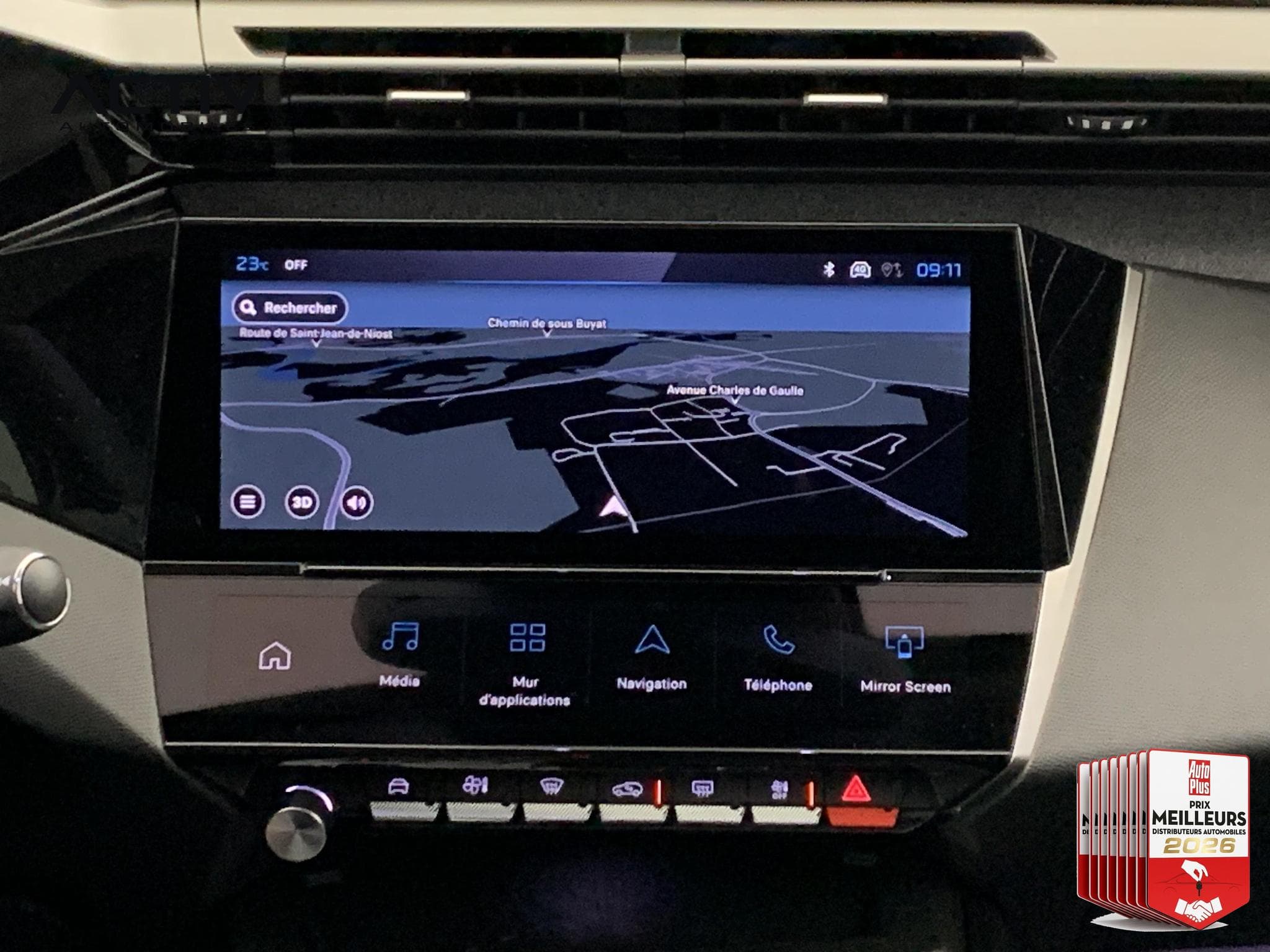 Peugeot 308 Hybrid 145 e-DCS6 Allure (2026) - Photo 19