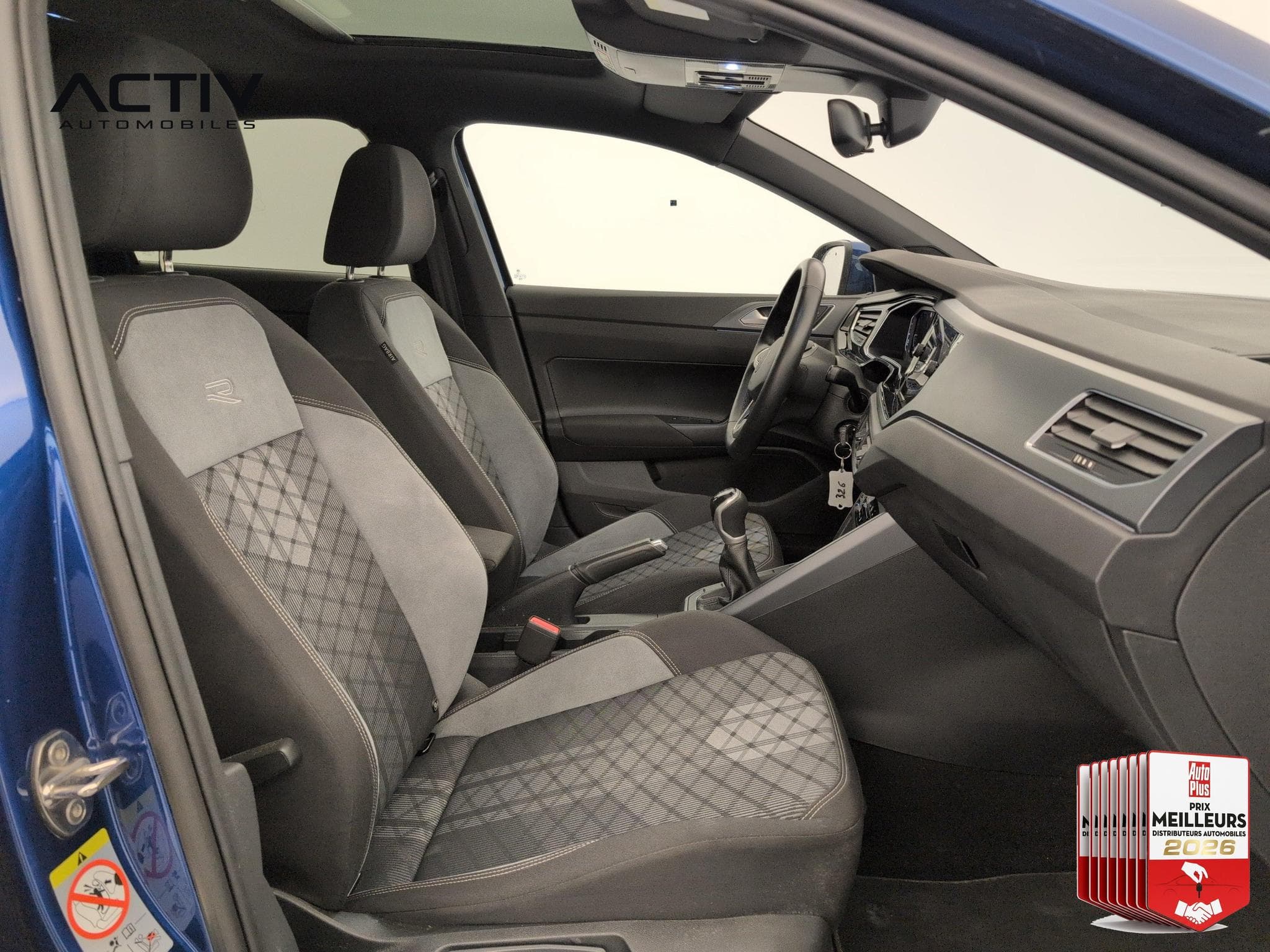 VW Taigo 1.0 TSI 116 BVM6 R-LINE (2025) - Photo 9