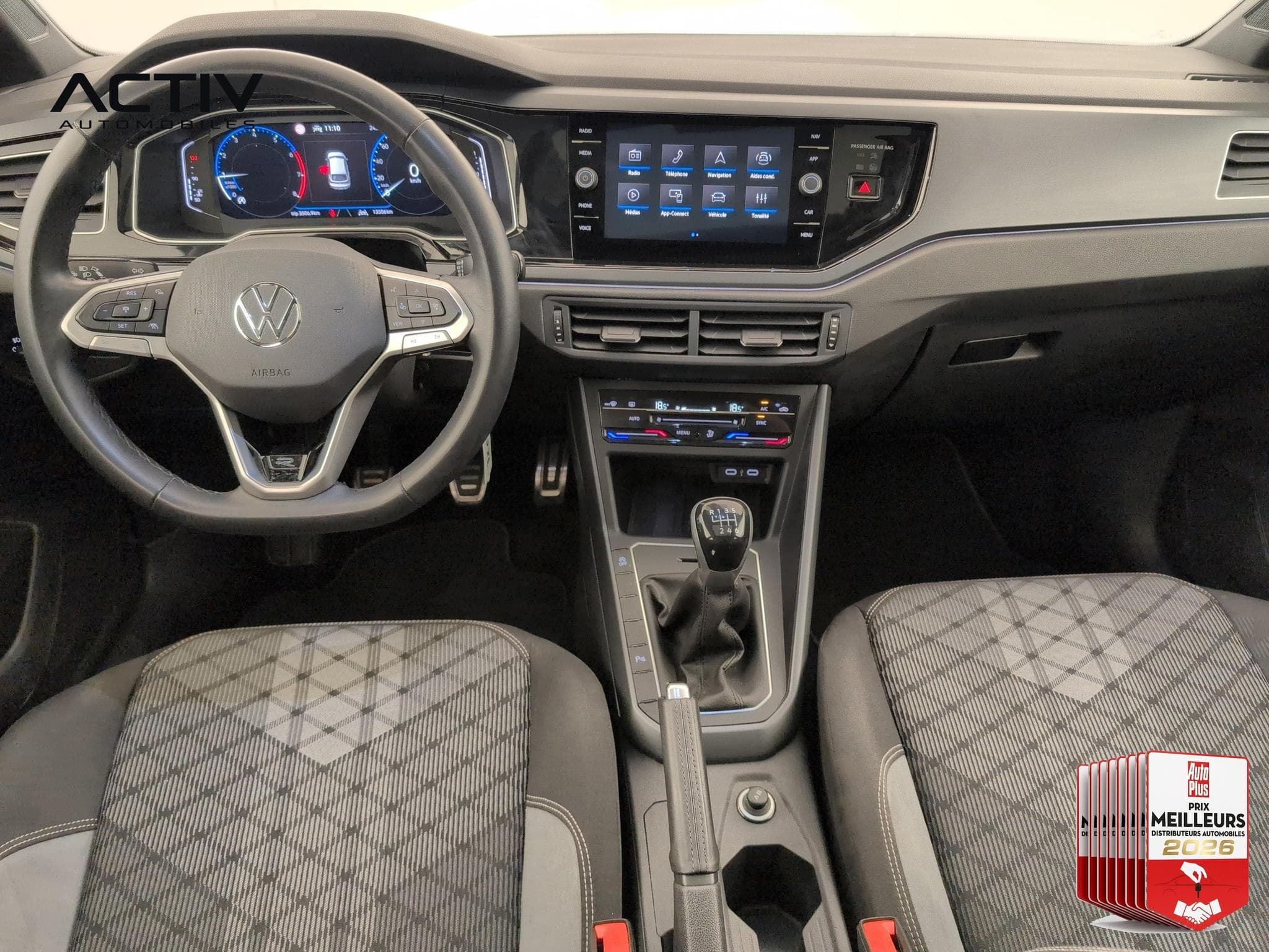 VW Taigo 1.0 TSI 116 BVM6 R-LINE (2025) - Photo 13