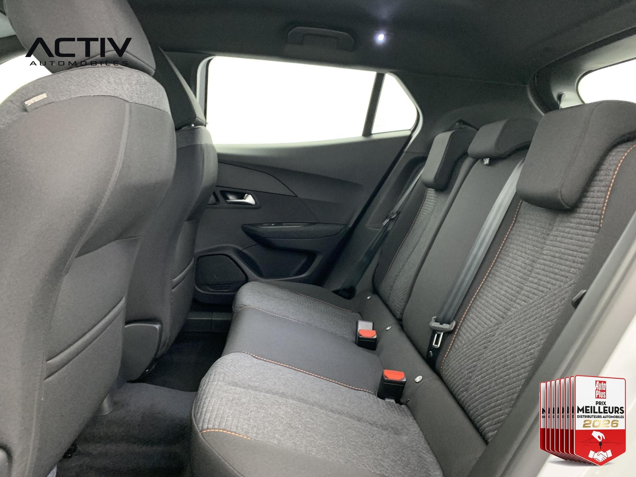 Peugeot 2008 100 S&S BVM6 Style (2026) - Photo 21
