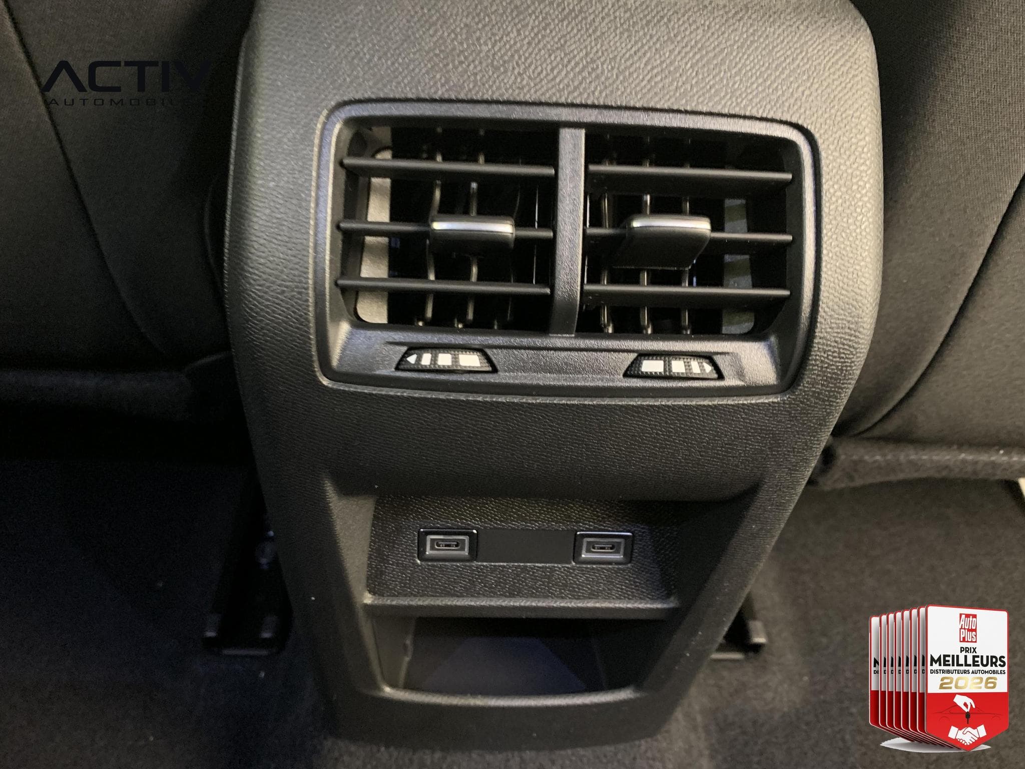 Peugeot 308 BLUEHDI 130CH S&S EAT8 ALLURE (2026) - Photo 20