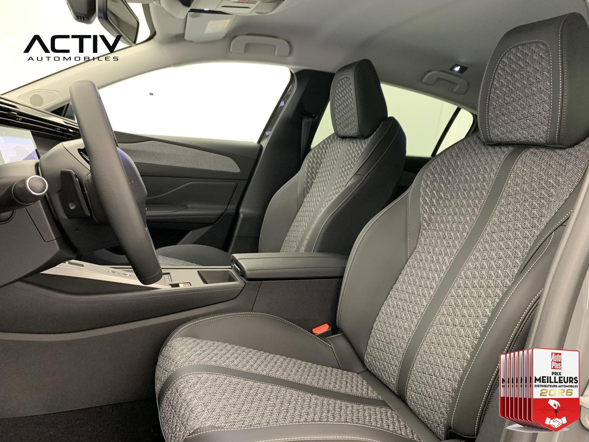 Peugeot 308 BLUEHDI 130CH S&S EAT8 ALLURE (2026) - Photo 21