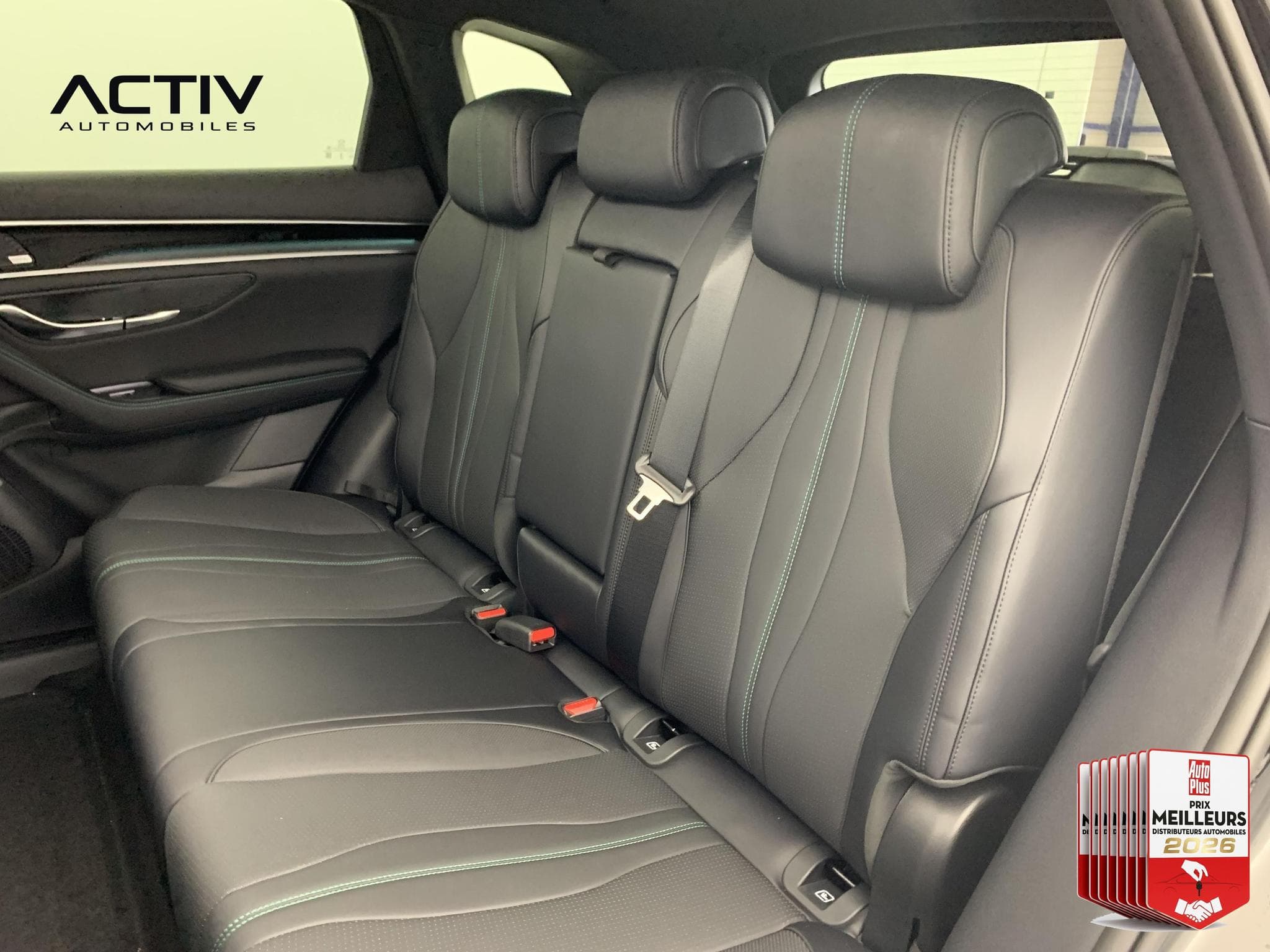 Byd SEAL U 1.5l DM-i 218 ch PHEV Boost (2026) - Foto 24