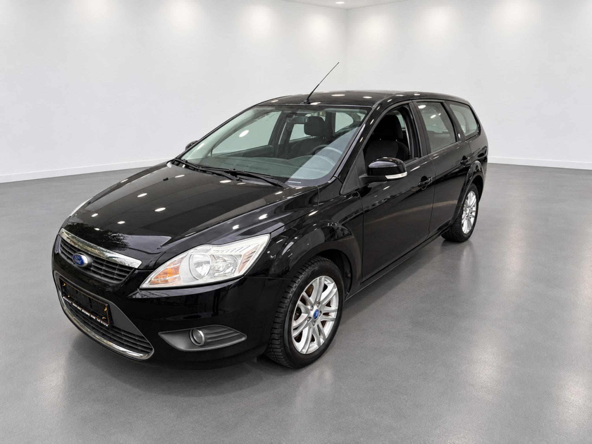 Ford Focus 1.8 TDCi 115 Turnier Ghia (2008) - Foto 1