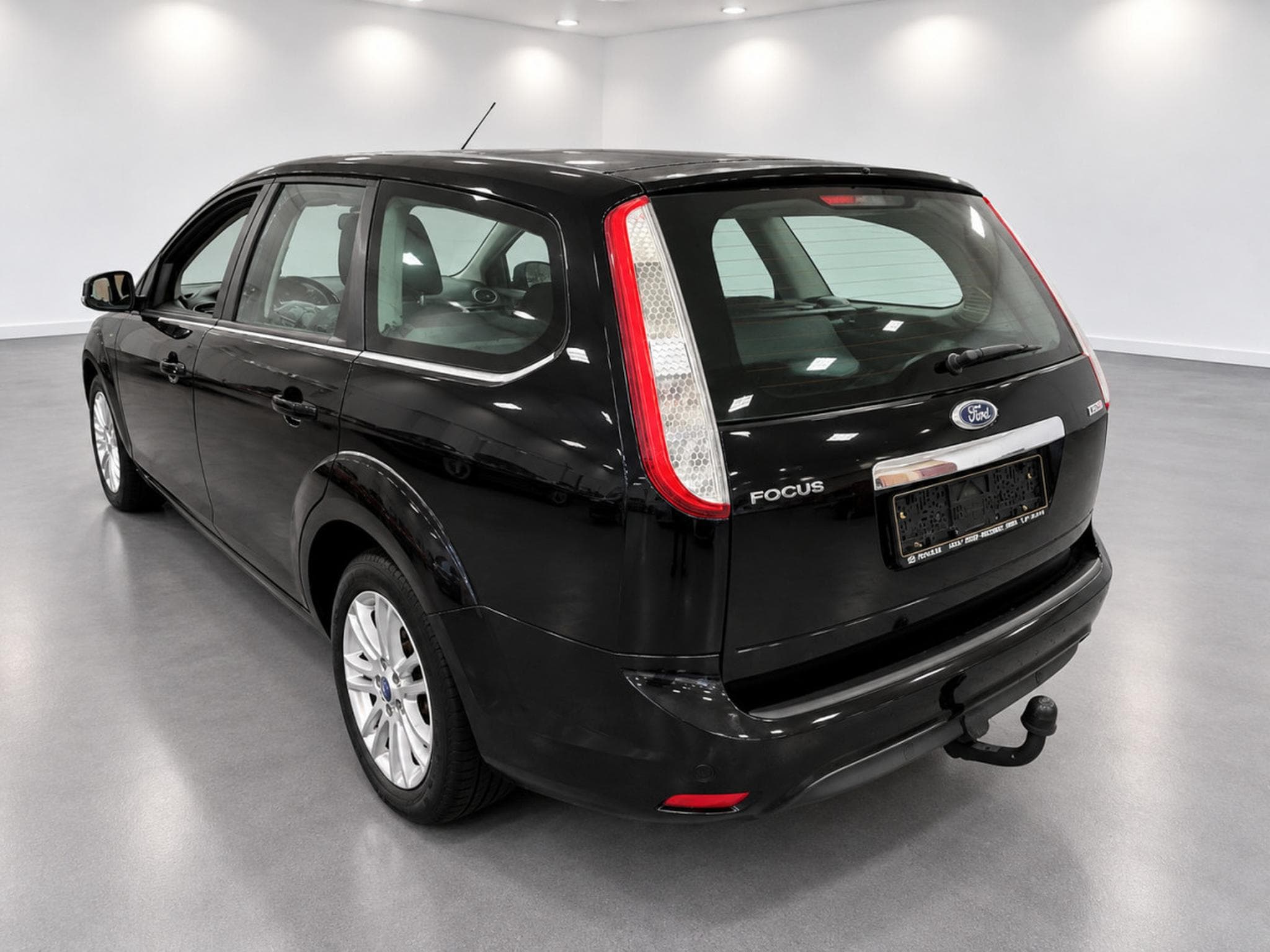 Ford Focus 1.8 TDCi 115 Turnier Ghia (2008) - Foto 3