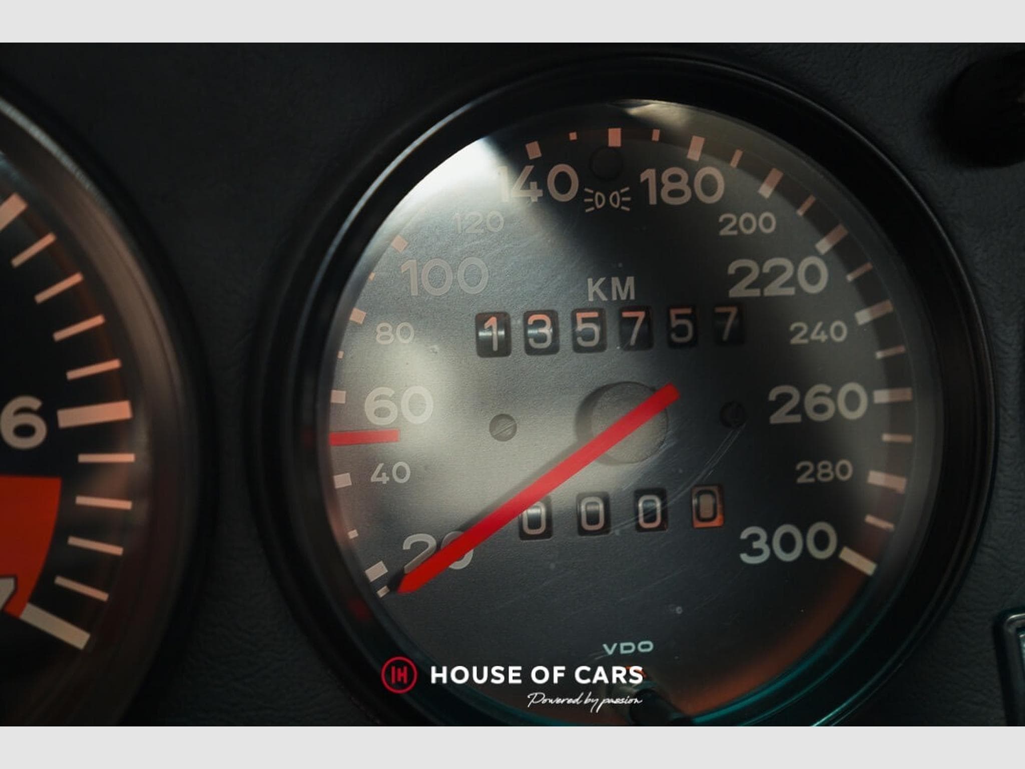 Porsche 911 CARRERA 3.2 COUPE JUST SERVICED - N°2.915/3.529EX (1985) - Photo 14