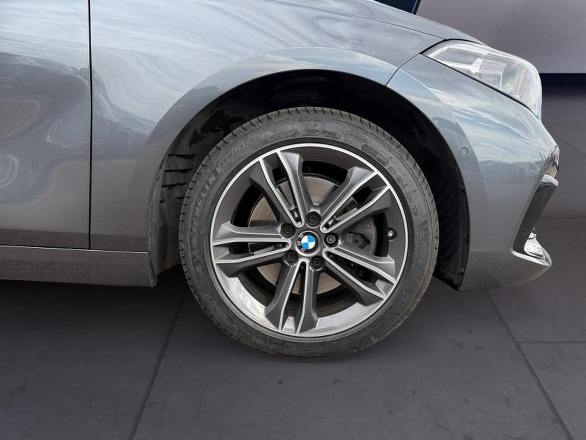 BMW 118 118i Hatch Sport Line (2020) - Foto 8