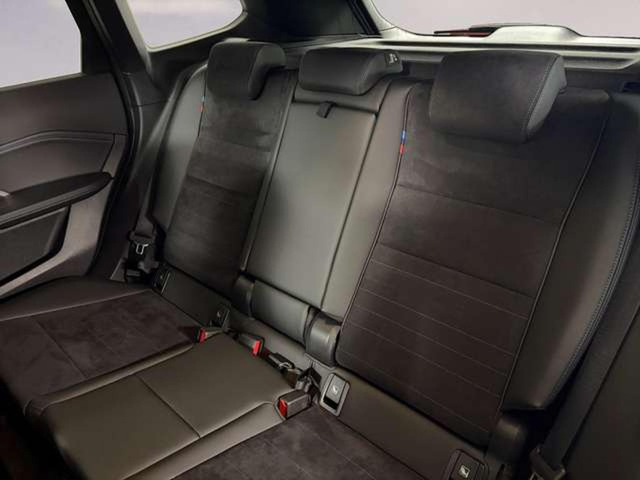 BMW X1 xDrive20d Head-Up DAB LED M Sportpaket RFK (2025) - Photo 10