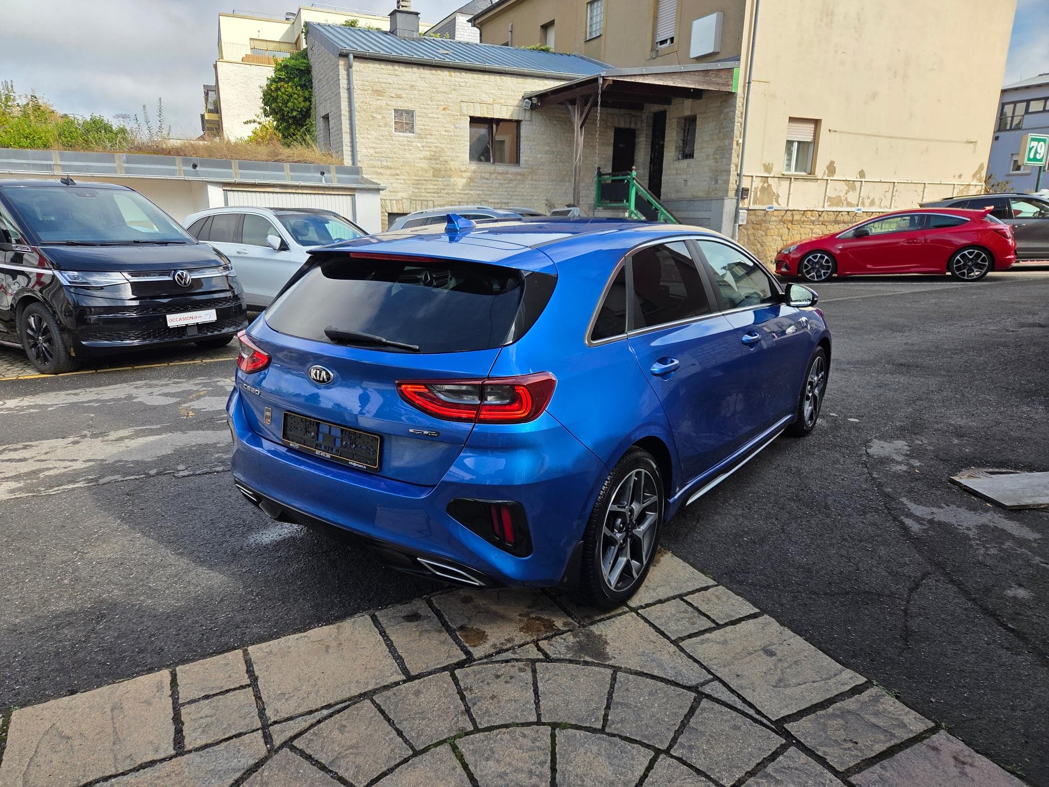 Kia Ceed 1.4 i 140CV AUTOMATIQUE GT LINE (2019) - Photo 4