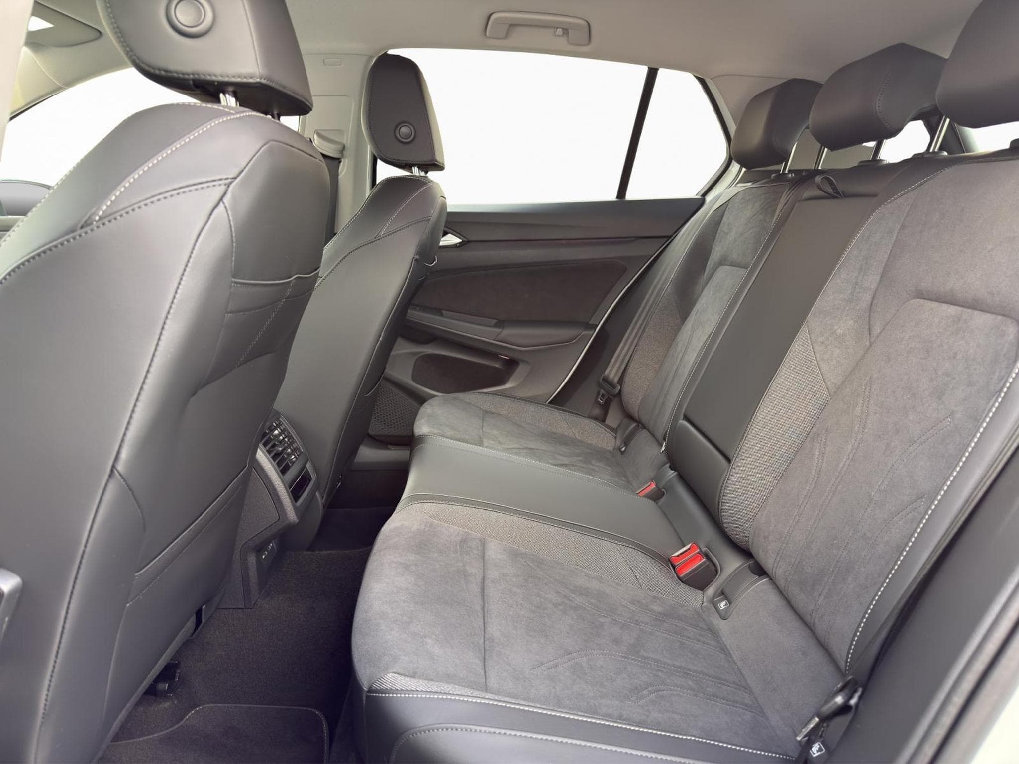 VW Golf Life (2026) - Foto 11