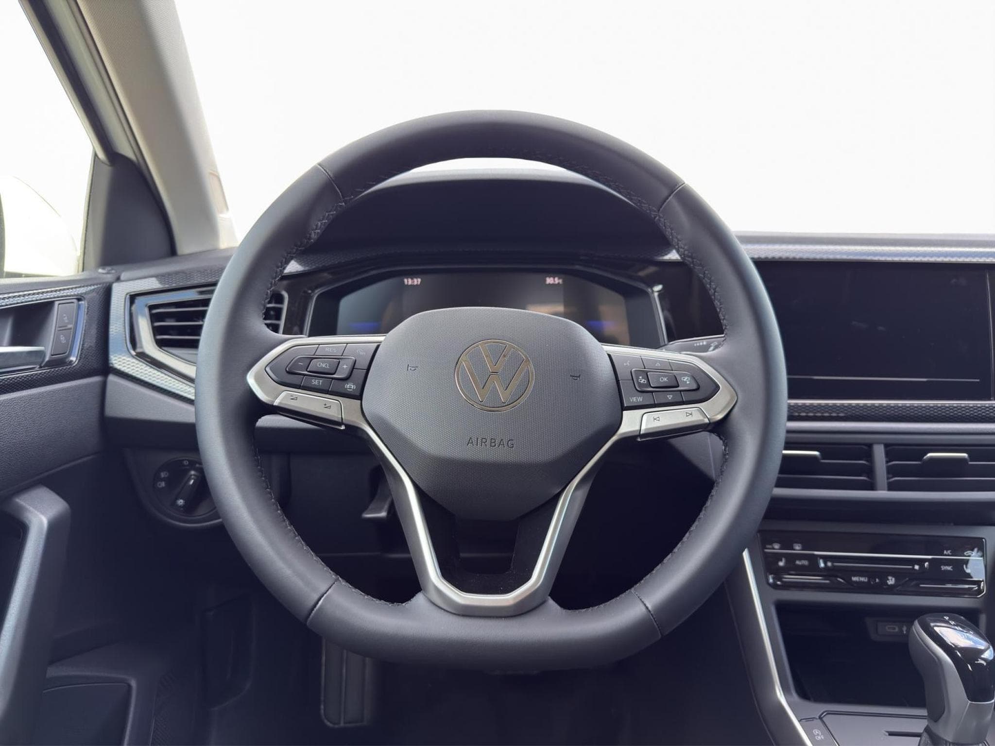 VW Polo Life (2026) - Photo 8
