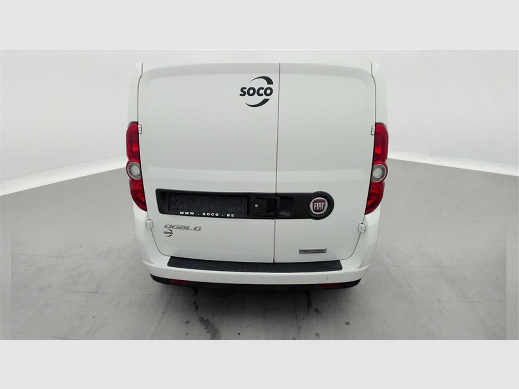 Fiat Doblo 1.6 MJET Cargo CLIM / CARPLAY (2023) - Foto 5