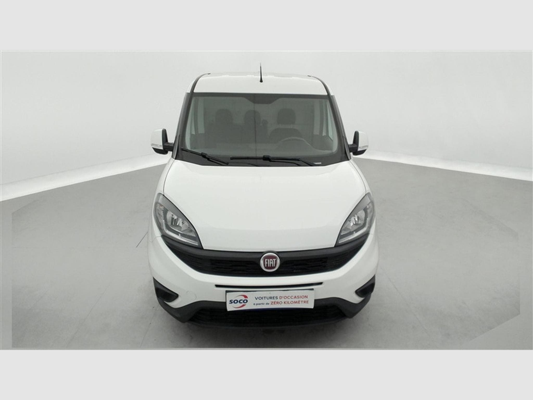Fiat Doblo 1.6 MJET Cargo CLIM / CARPLAY (2023) - Foto 4