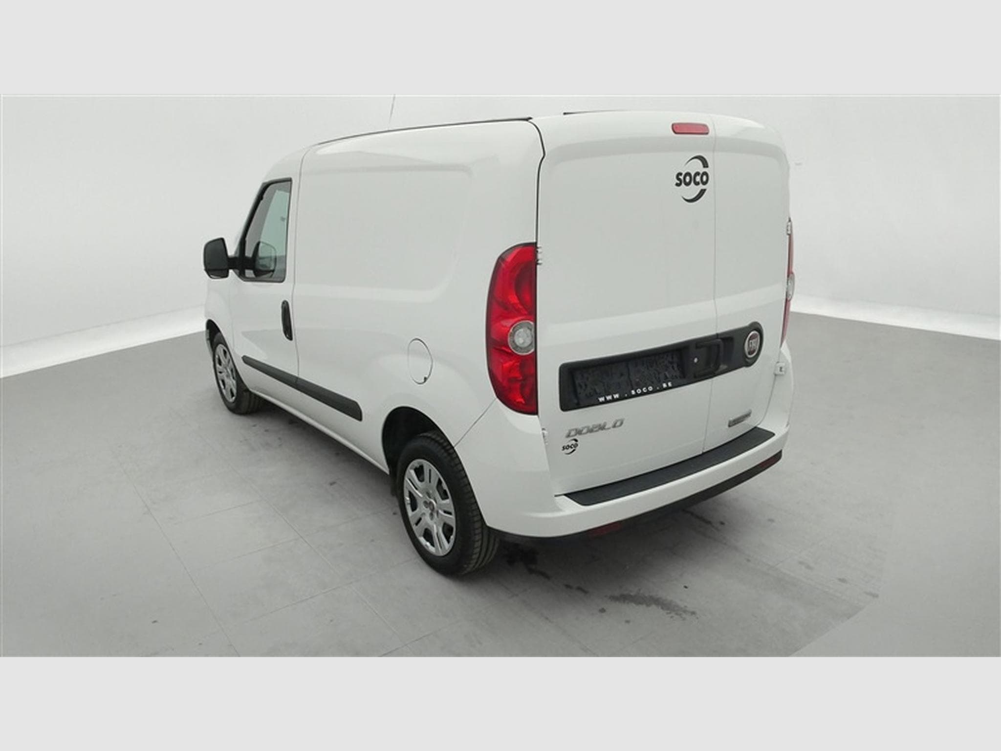 Fiat Doblo 1.6 MJET Cargo CLIM / CARPLAY (2023) - Foto 2