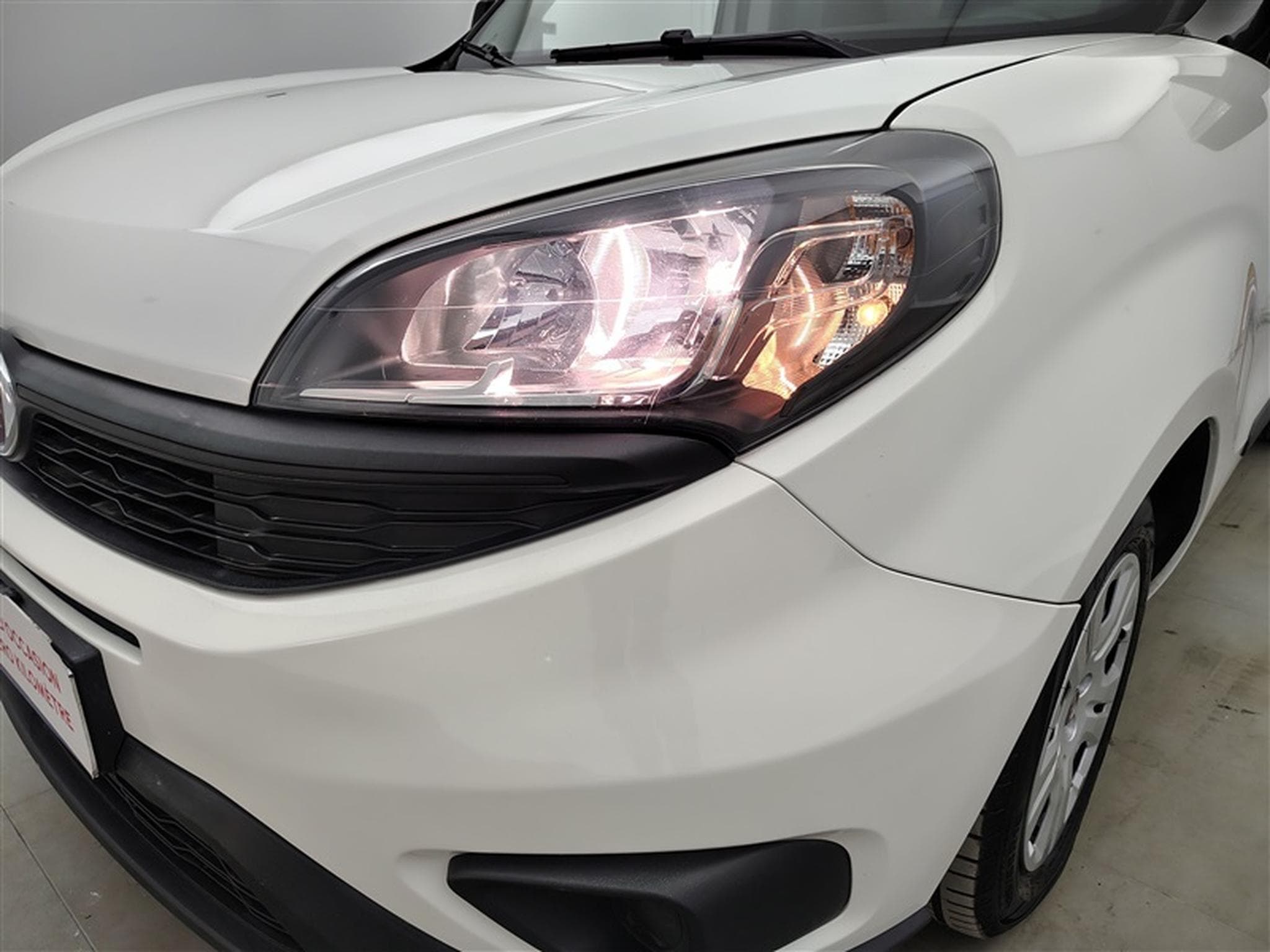 Fiat Doblo 1.6 MJET Cargo CLIM / CARPLAY (2023) - Foto 15