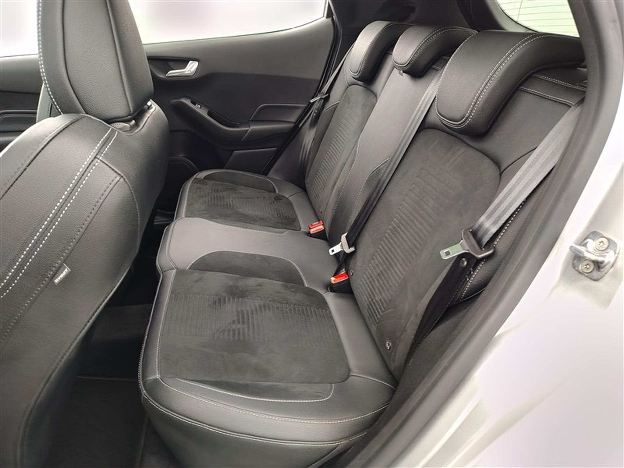 Ford Fiesta ST 1.5 EcoBoost Ultimate (2020) - Photo 13