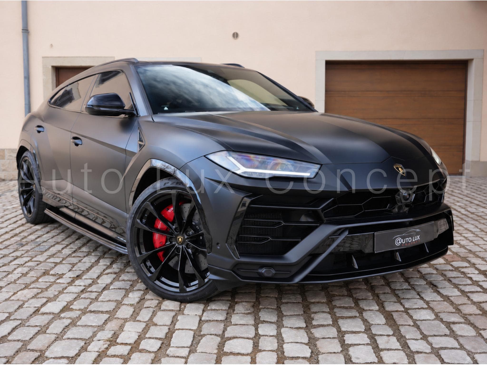 Lamborghini Urus 4.0 V8 (2022) - Photo 2
