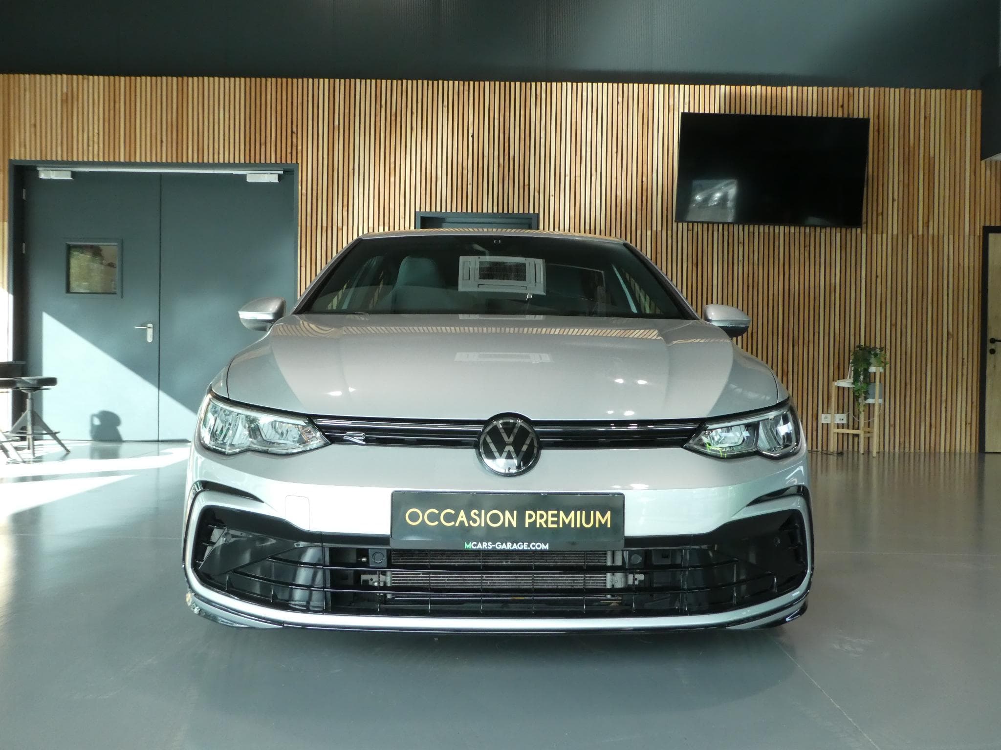 VW Golf VIII 1.5 tsi r-line (2024) - Photo 6