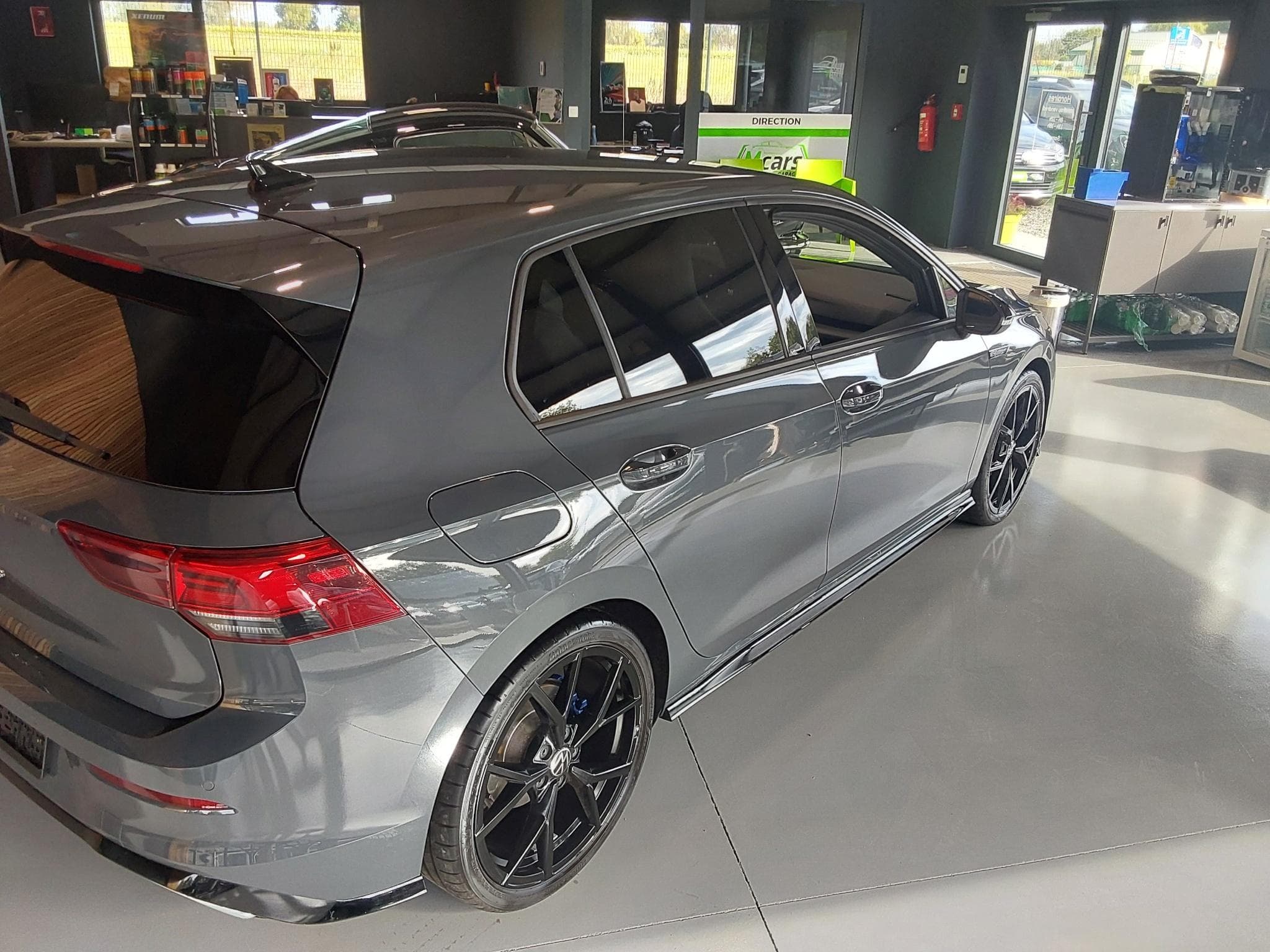VW Golf 1.5 tsi r-line (2023) - Photo 9