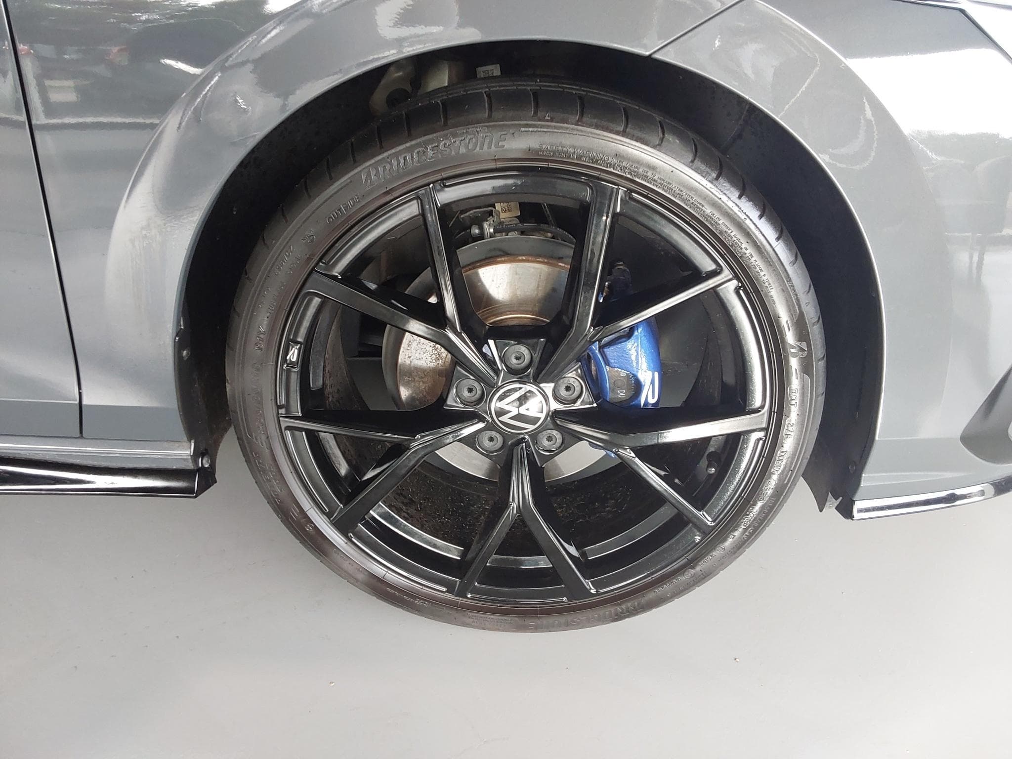 VW Golf 1.5 tsi r-line (2023) - Photo 2