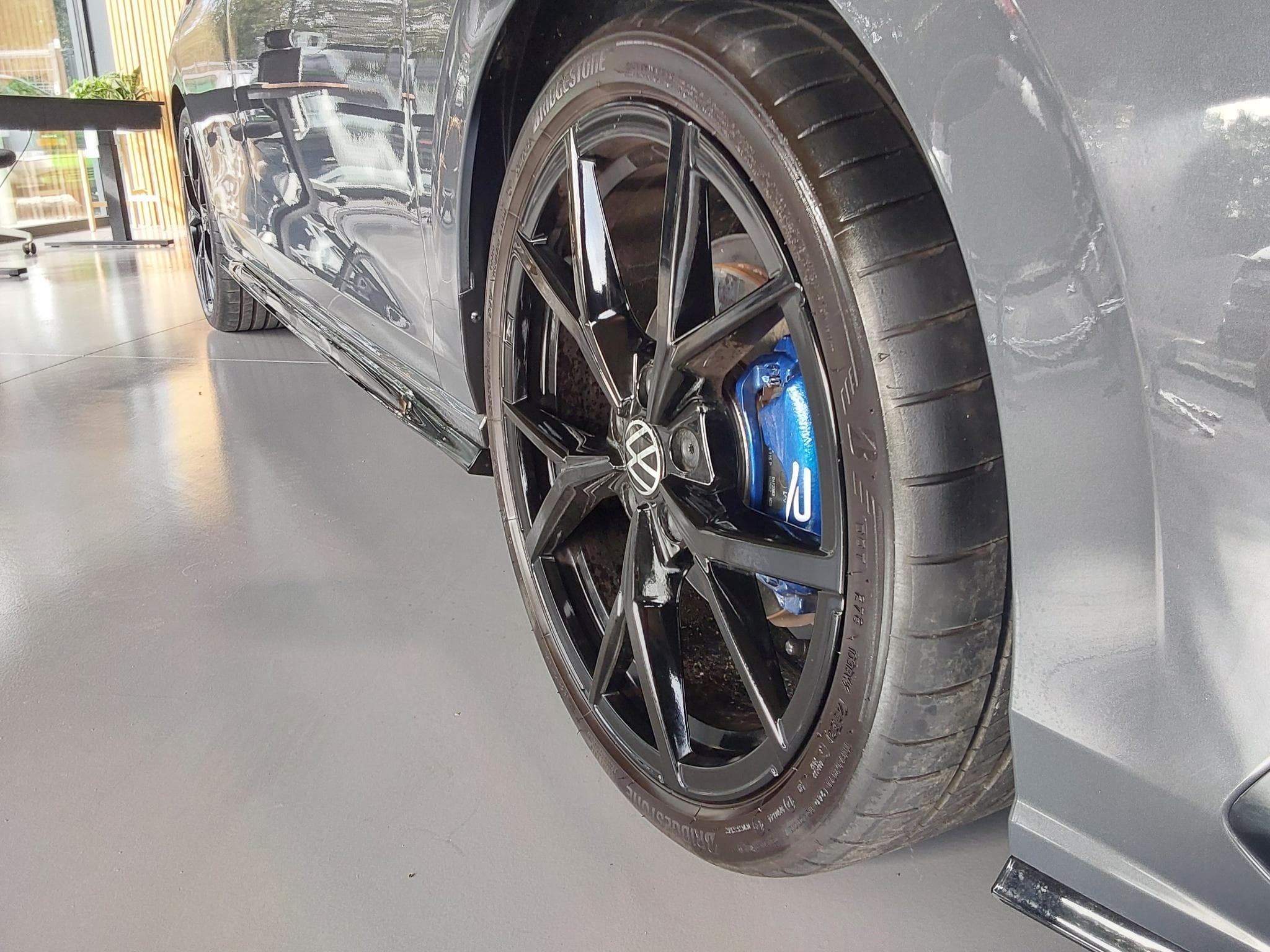 VW Golf 1.5 tsi r-line (2023) - Photo 4