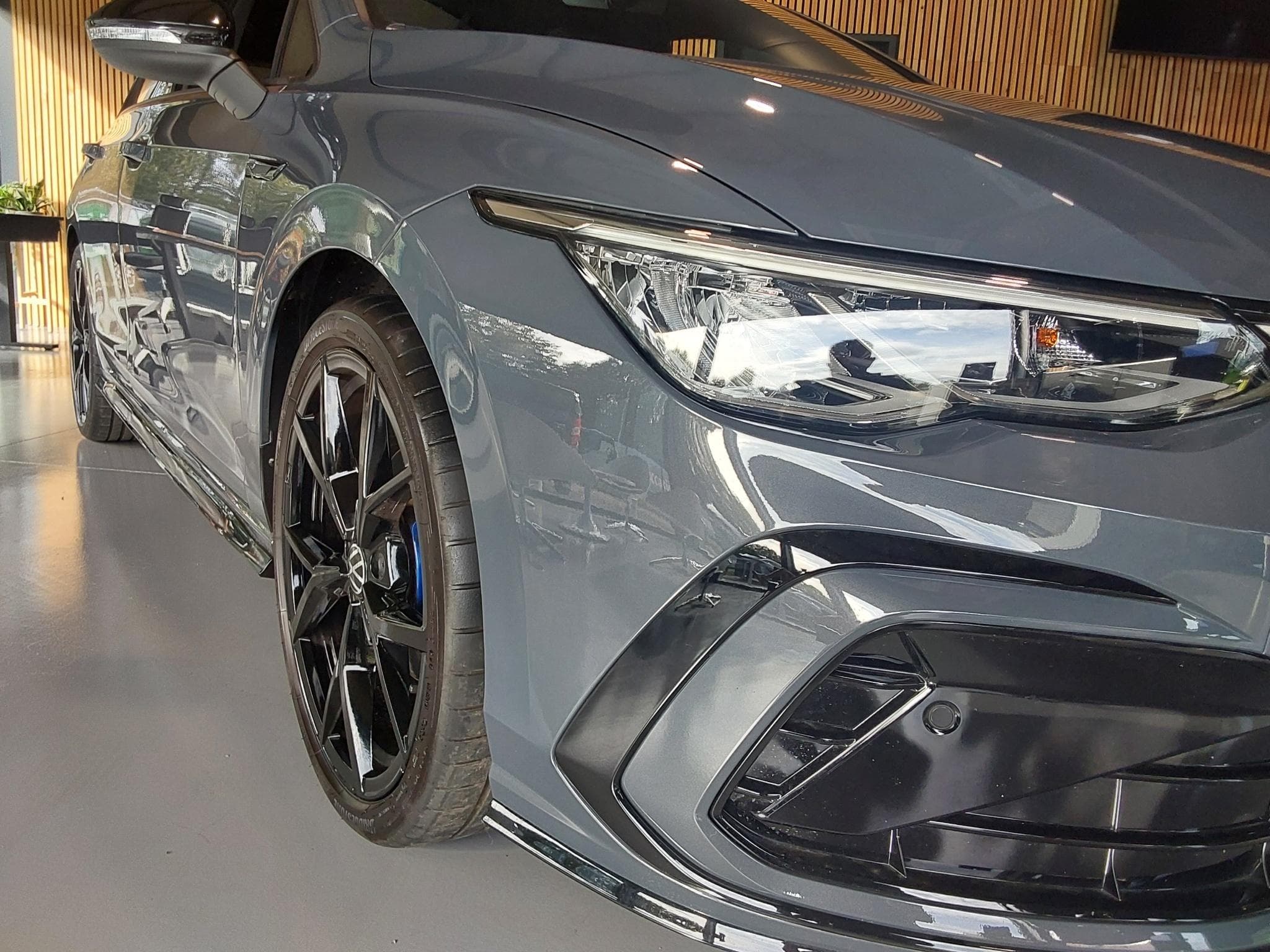 VW Golf 1.5 tsi r-line (2023) - Photo 5