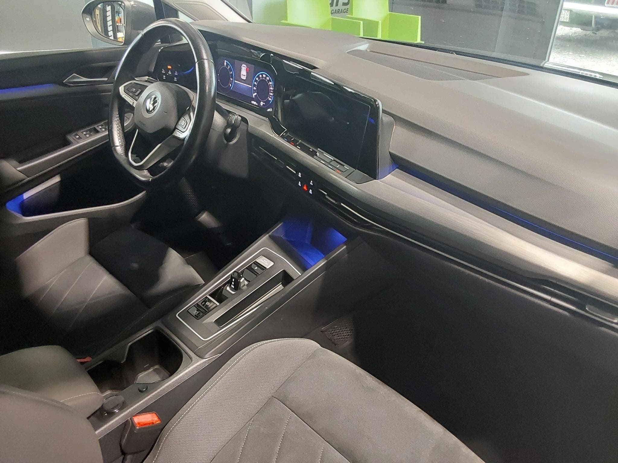 VW Golf 1.4 HYBRID ESSENCE (2021) - Photo 8