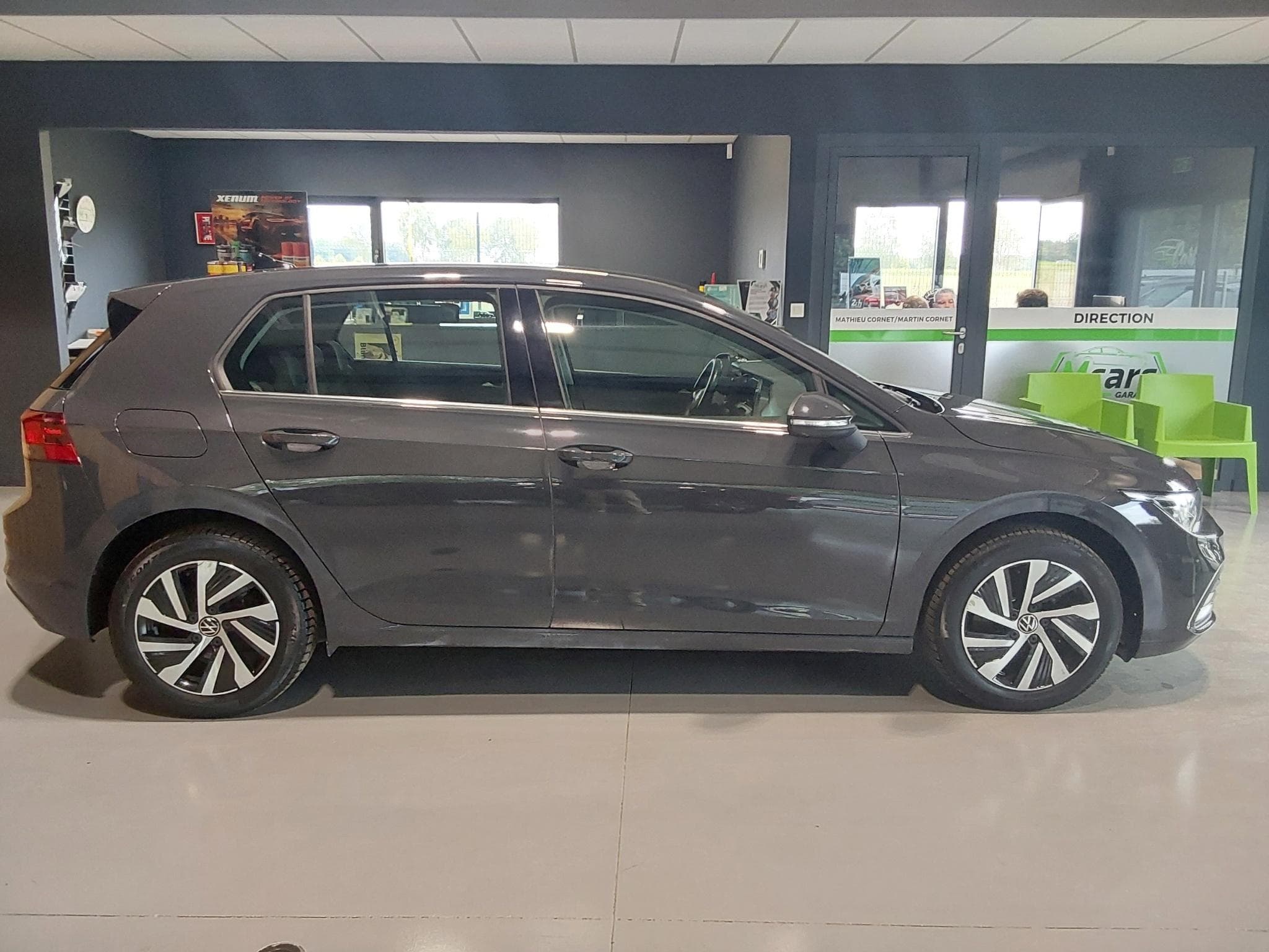 VW Golf 1.4 HYBRID ESSENCE (2021) - Photo 3
