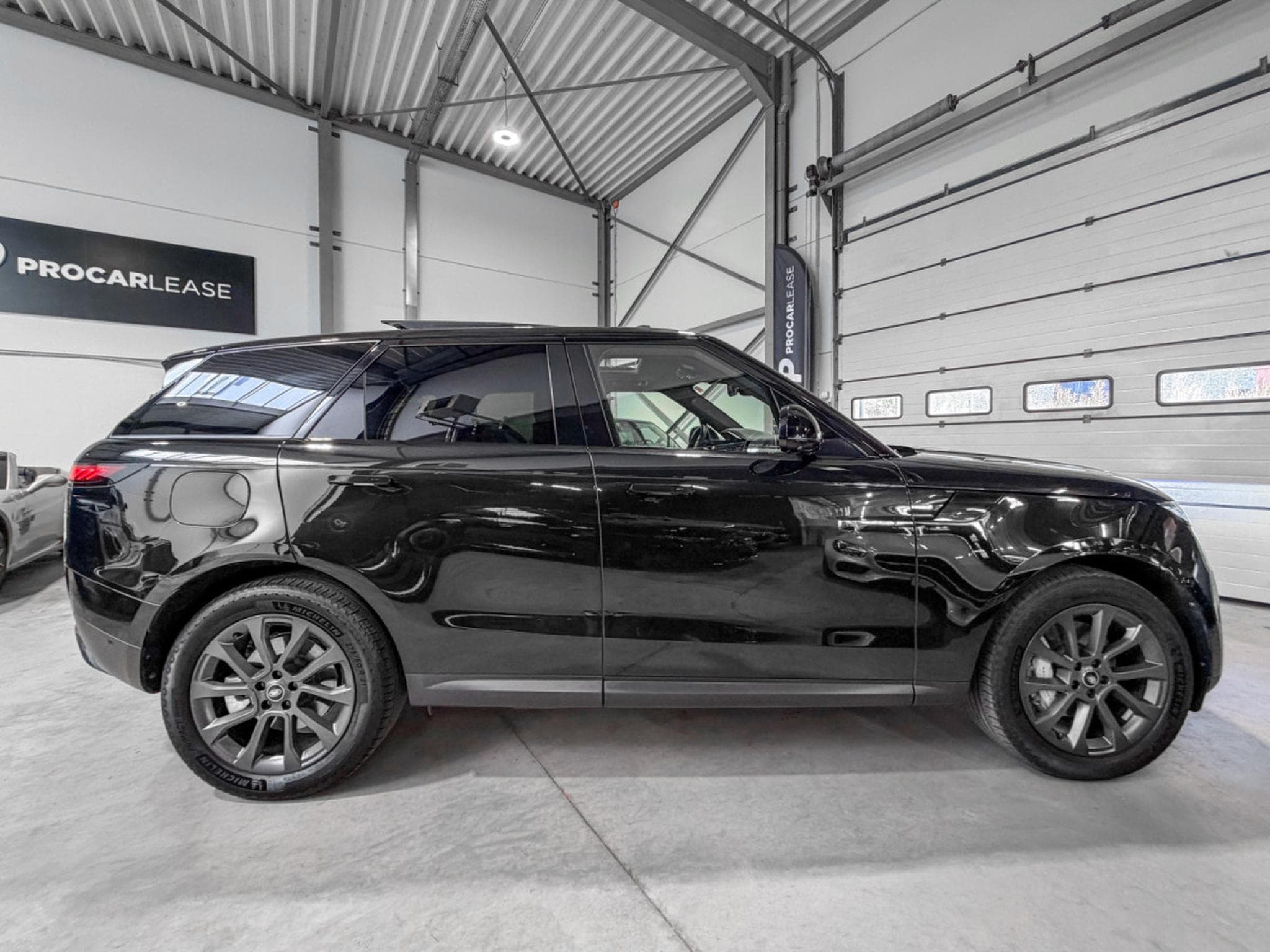 Land-Rover Range Rover Sport P460E S HYBRID /21/PANO/360/LUFT/VOLL (2025) - Foto 4
