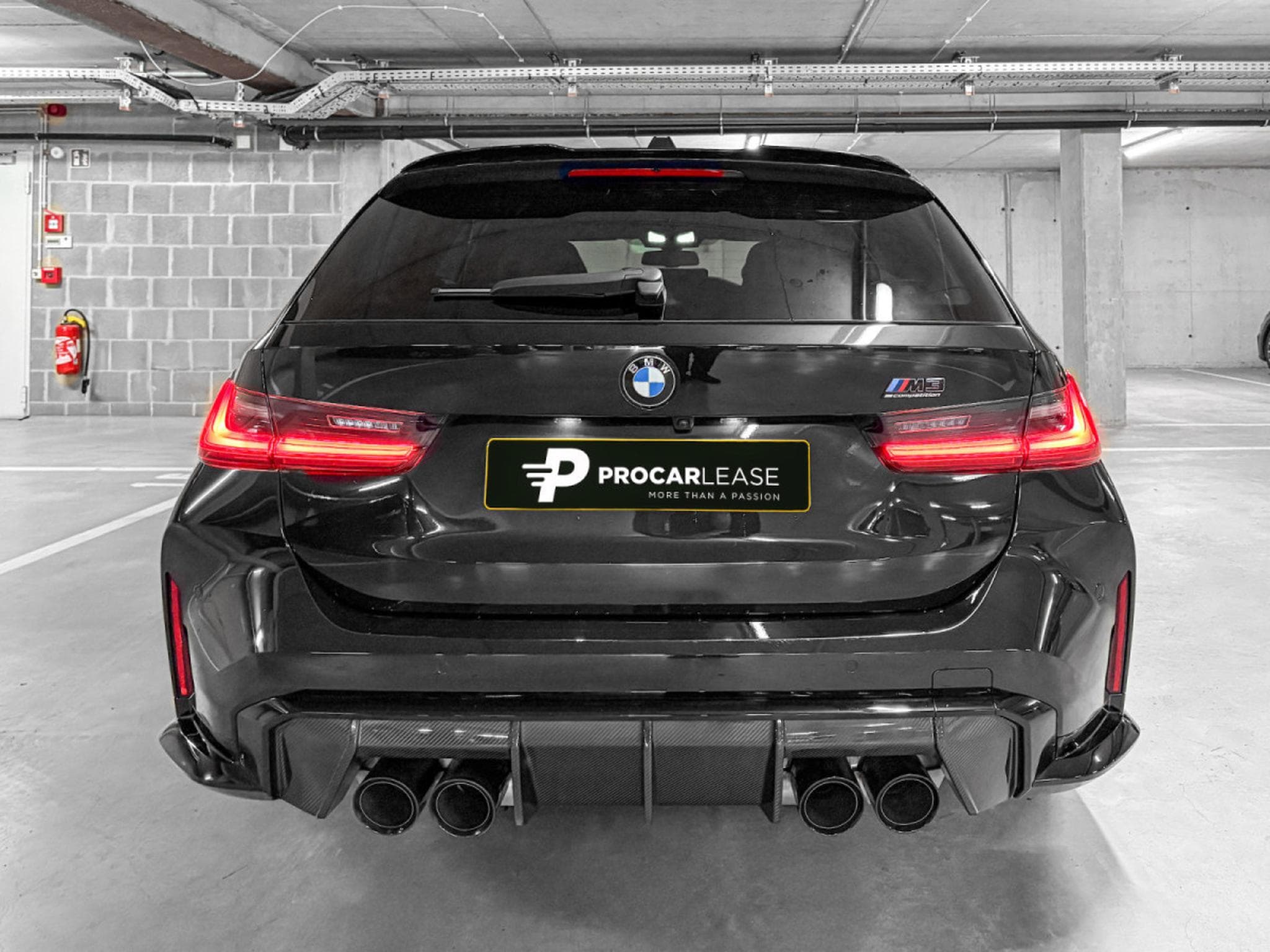 BMW M3 LCI M3 COMPETITION TOURING (2025) - Foto 13