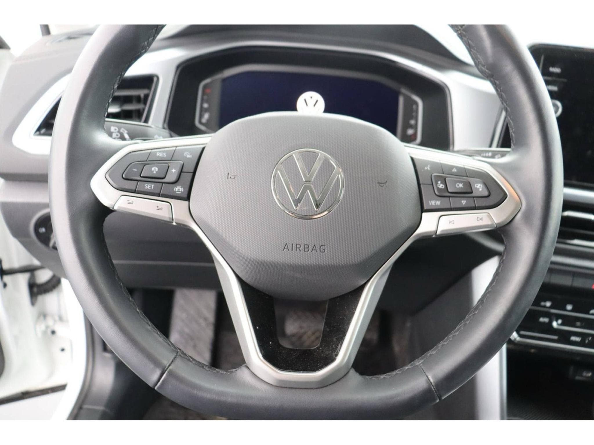 VW T-Roc 1.5 TSI EVO 150 DSG Life Plus (2024) - Photo 7