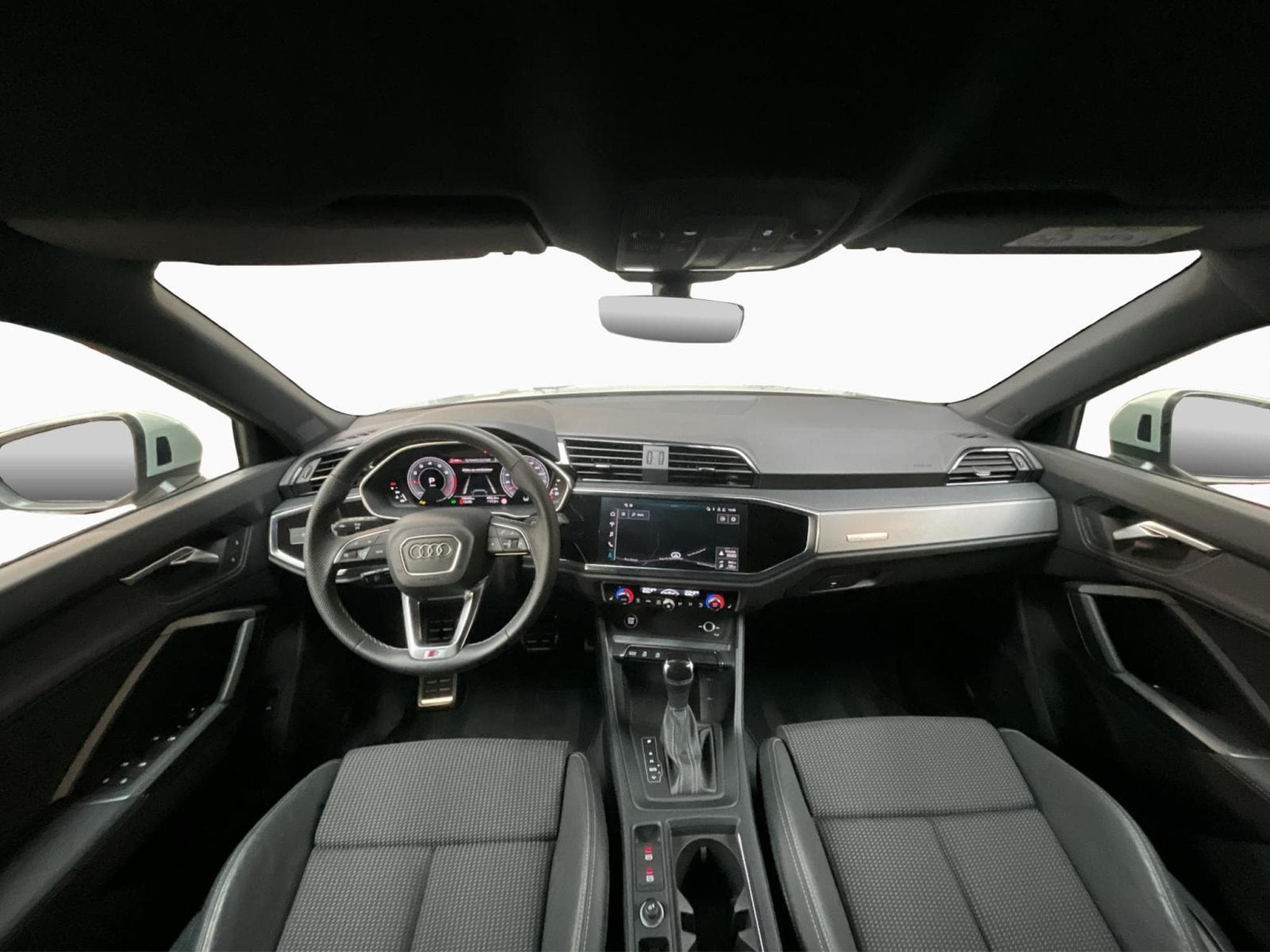 Audi Q3 SB+s-line+S-Tronic+35TFSI+P.Premium+ (2025) - Photo 2
