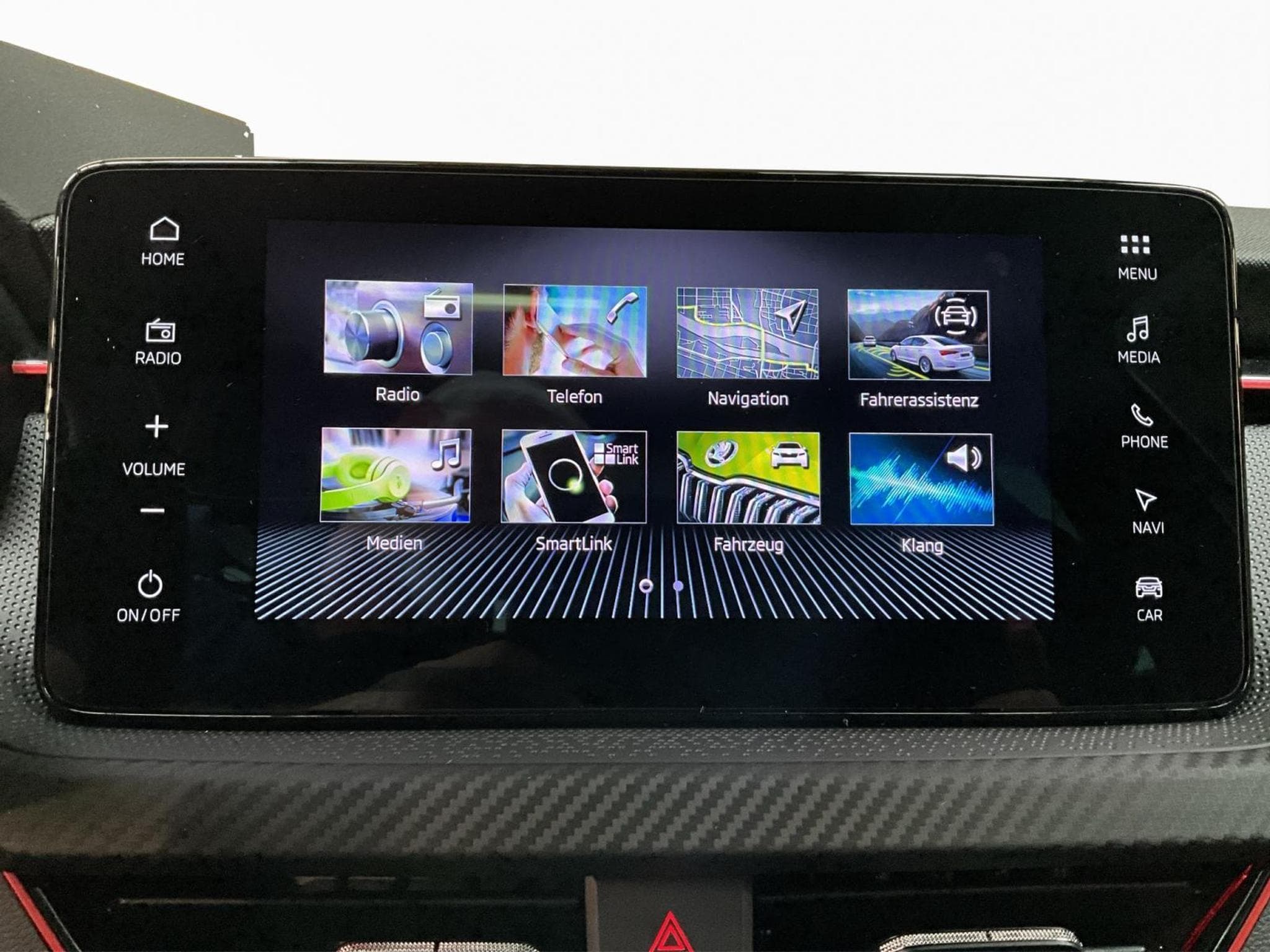 Skoda Kamiq Monte-Carlo+Navi+Led+DAB+Pano+Keyless (2025) - Photo 13