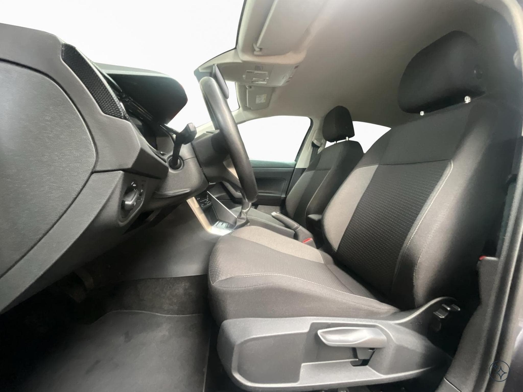 VW Polo Life+BVM+P.Assistance+P.Lumiere+Air Care Climatronic (2025) - Photo 9