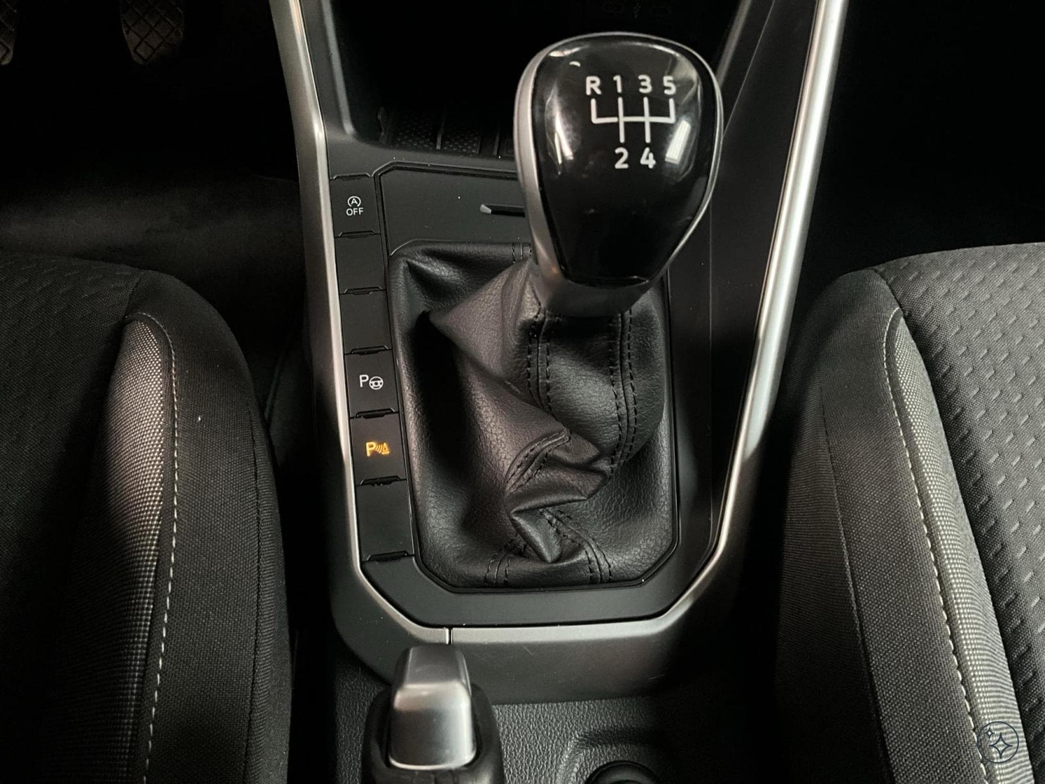 VW Polo Life+BVM+P.Assistance+P.Lumiere+Air Care Climatronic (2025) - Photo 12