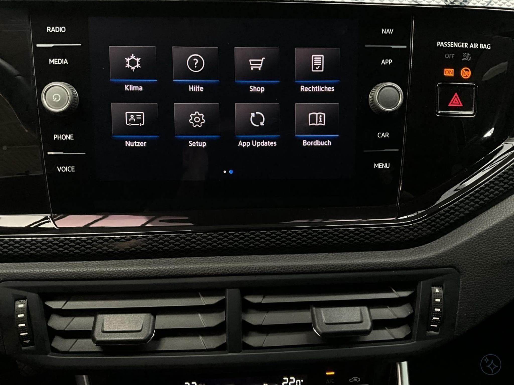 VW Polo Life+BVM+P.Assistance+P.Lumiere+Air Care Climatronic (2025) - Photo 18