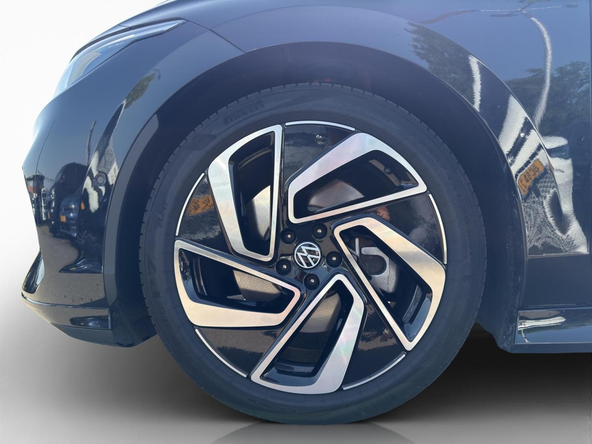VW ID.7 Pro 210 kW / 77 kWh (2026) - Foto 3