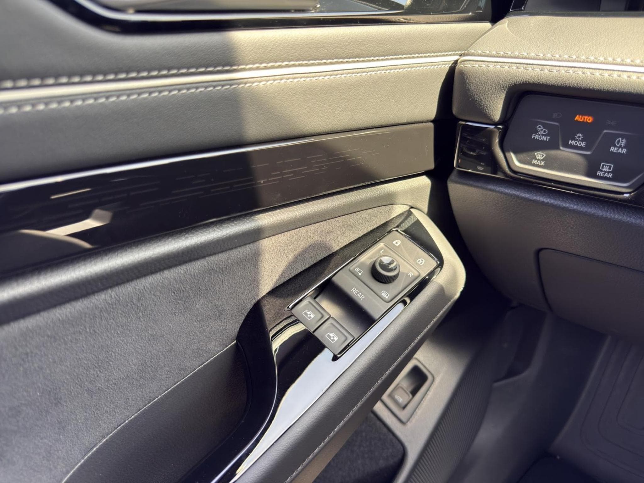 VW ID.7 Pro 210 kW / 77 kWh (2026) - Foto 12