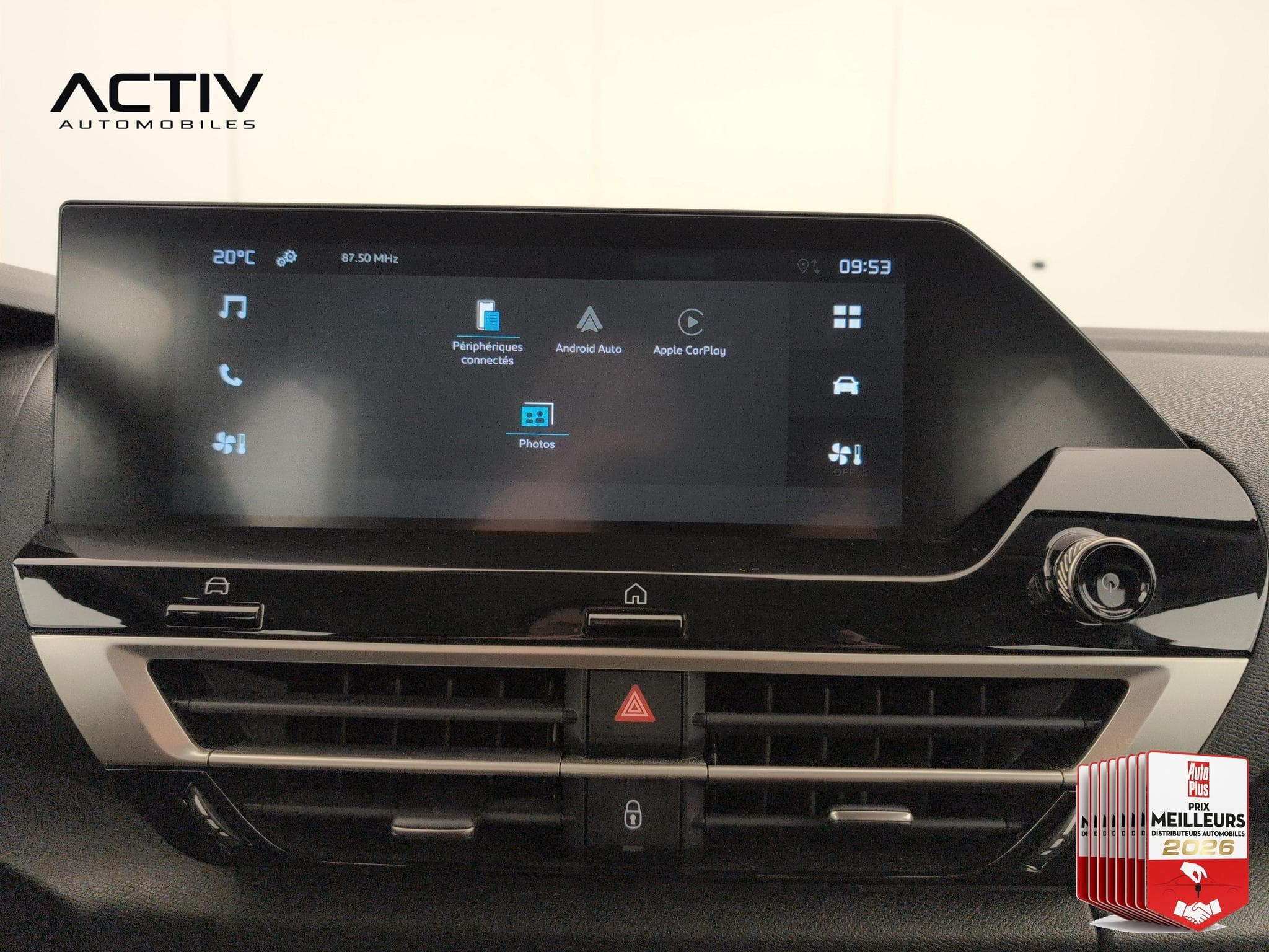 Citroën C4 Hybride 110 ch e-DCS6 You (2025) - Photo 16