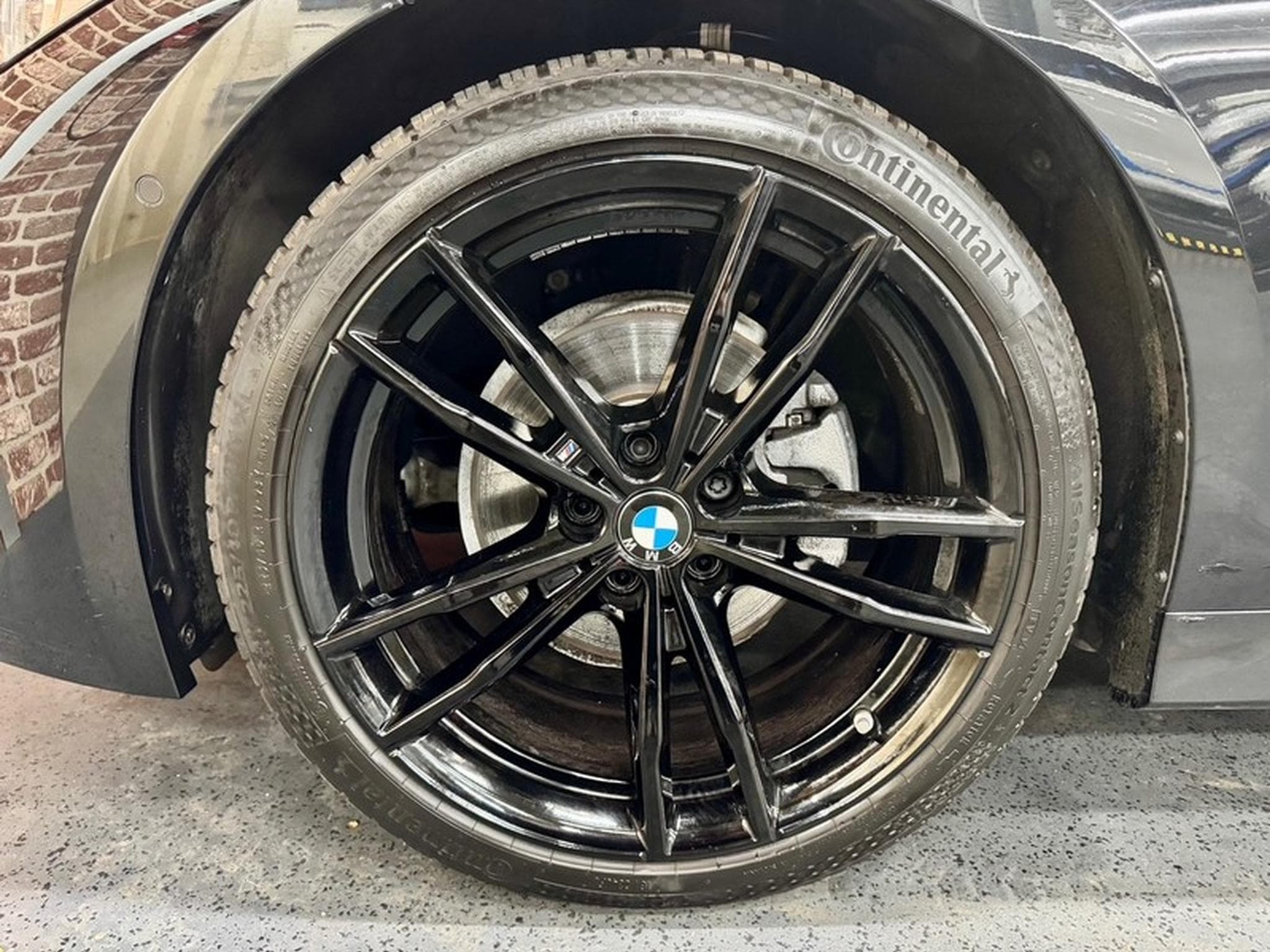 BMW 320 320iA Touring 2.0 184cv Auto M-SPORT (2023) - Photo 3