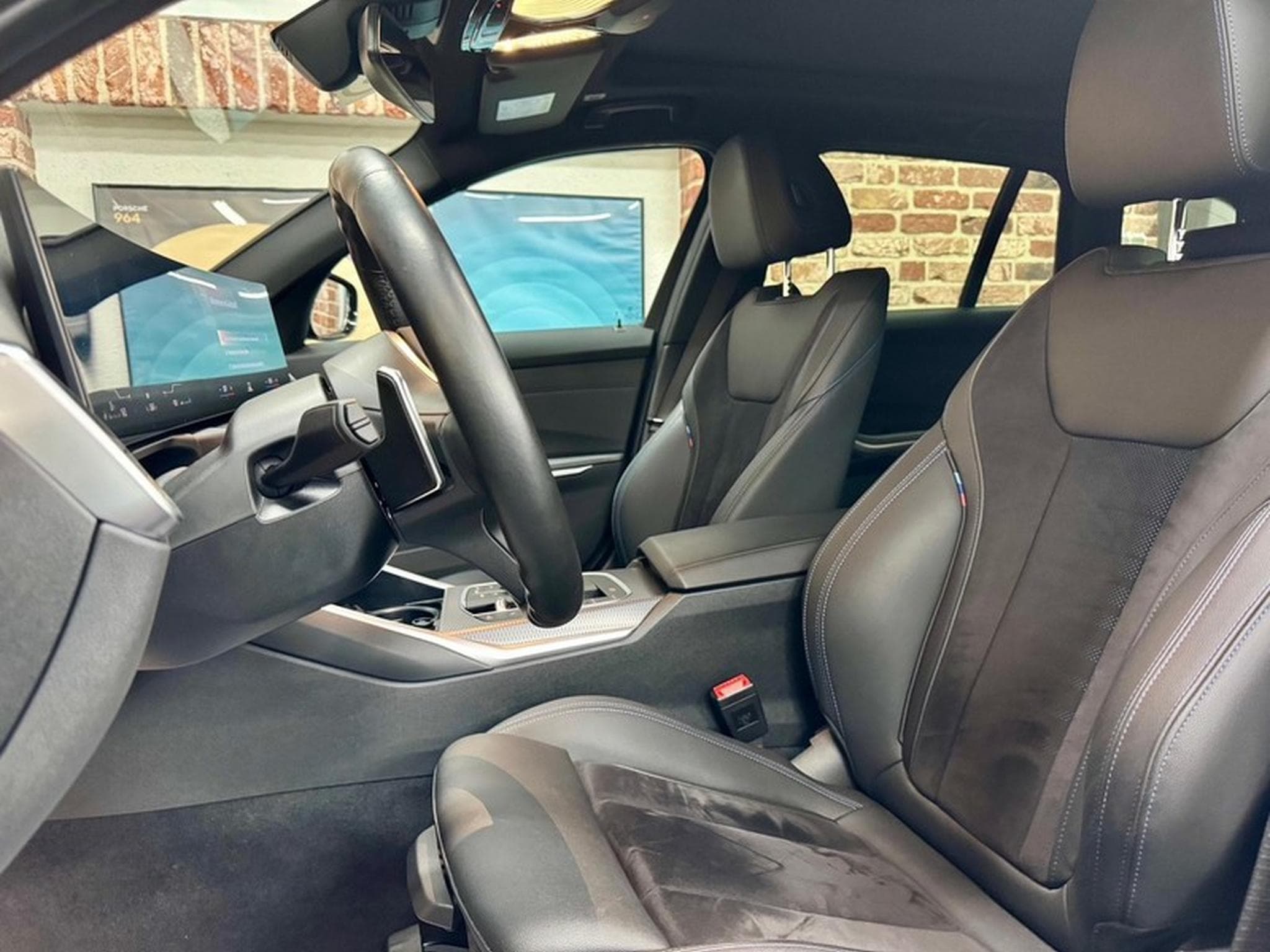 BMW 320 320iA Touring 2.0 184cv Auto M-SPORT (2023) - Photo 5