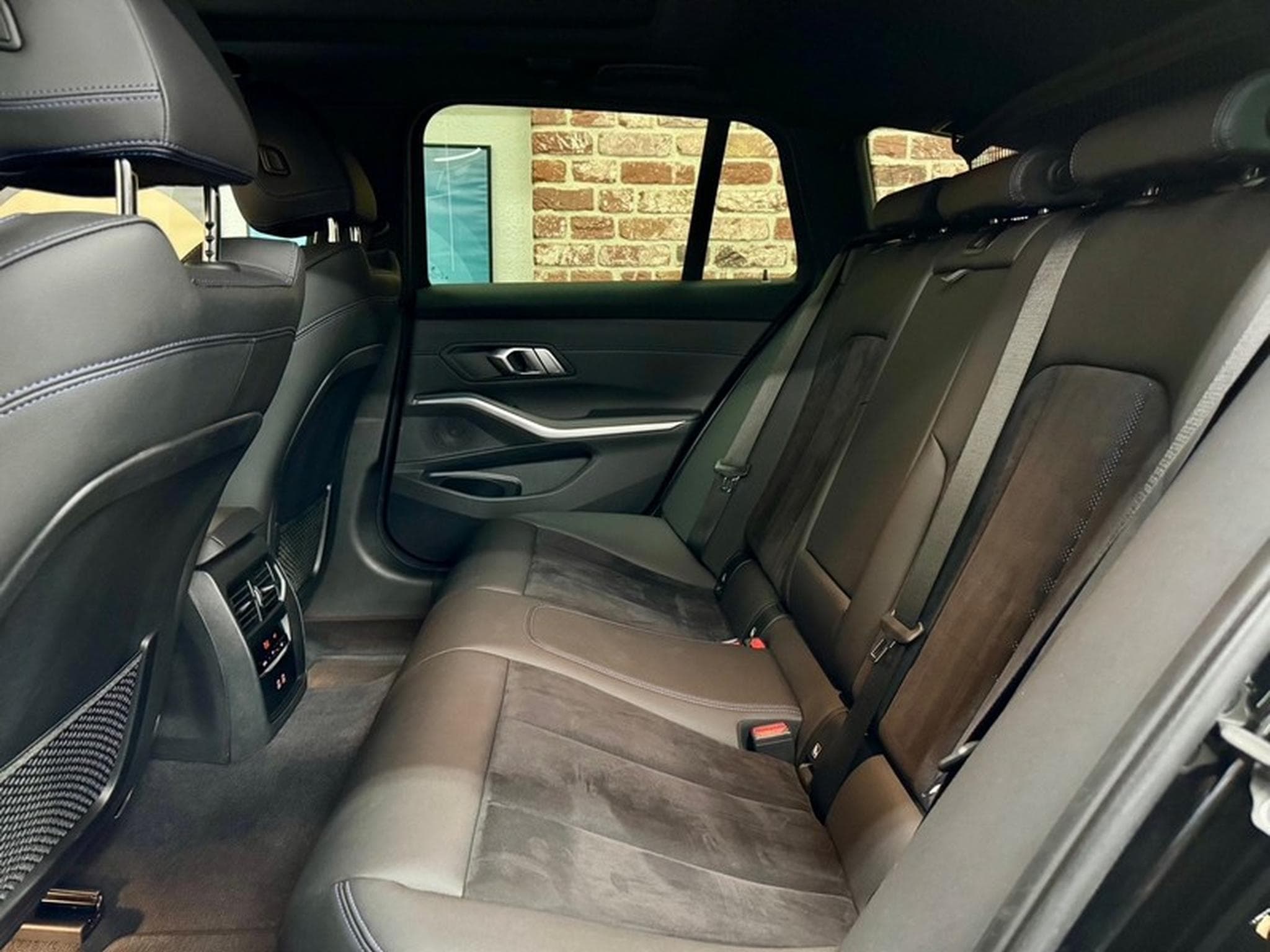 BMW 320 320iA Touring 2.0 184cv Auto M-SPORT (2023) - Photo 6