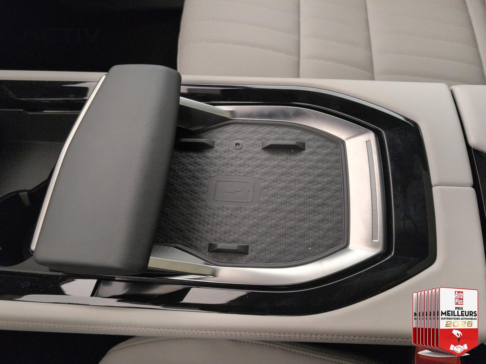 Renault Espace Espace full hybrid E-Tech 200 ch 7pl Iconic (2026) - Foto 20
