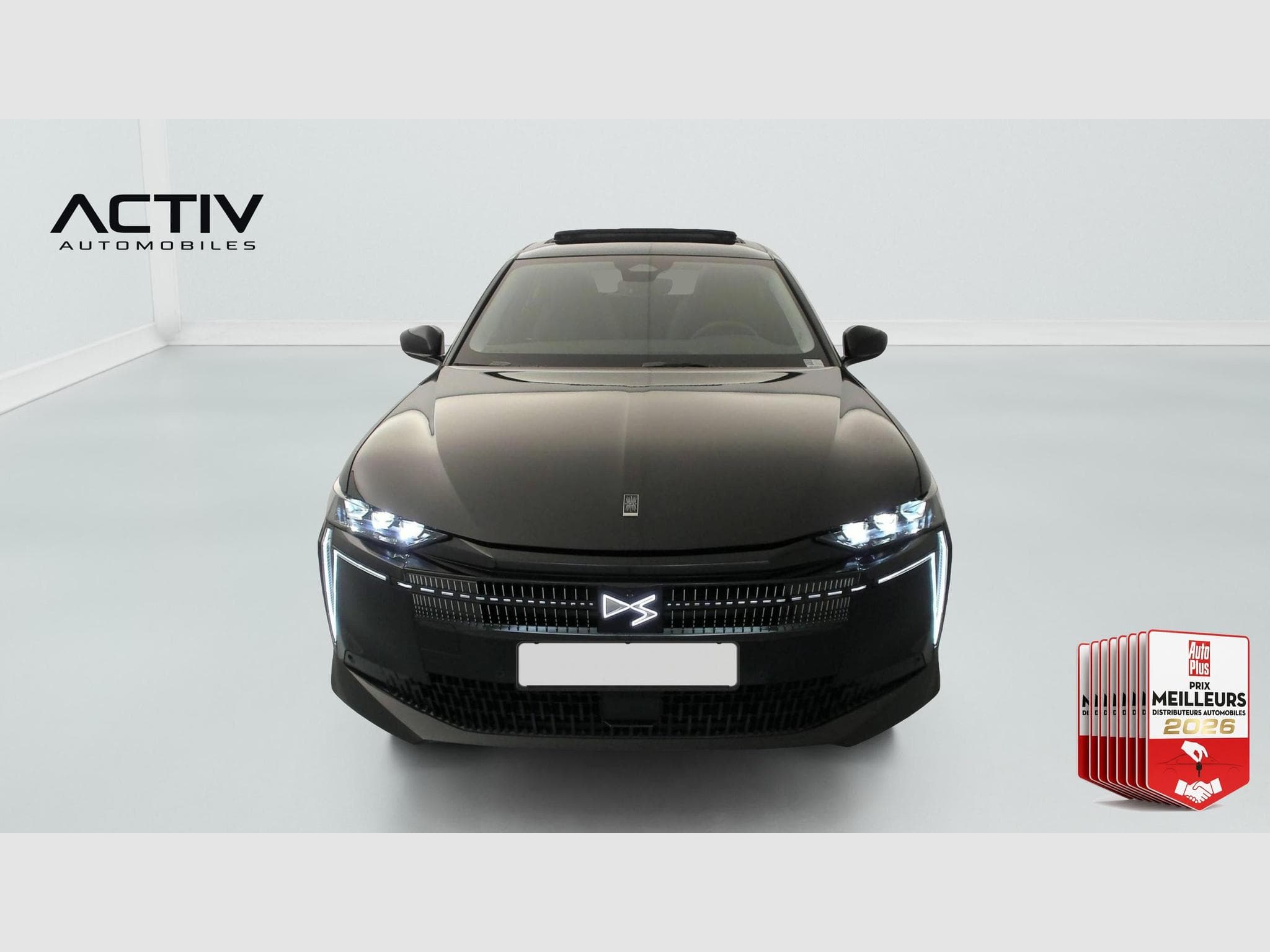 DS Automobiles DS4 Hybride 145 e-DCT6 Etoile - Alcantara (2026) - Photo 2
