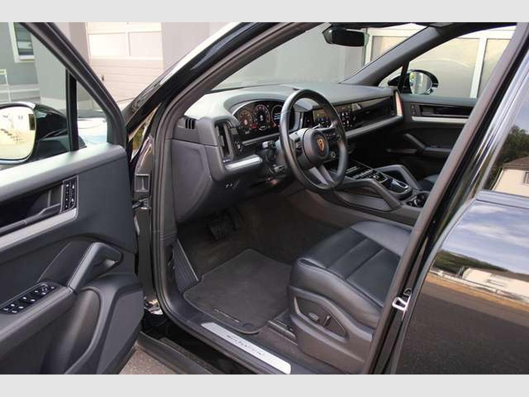 Porsche Cayenne Cayenne*ACC,Luft,Pano,360°,1.Hand,Dt.FZG,U-Frei* (2024) - Foto 5