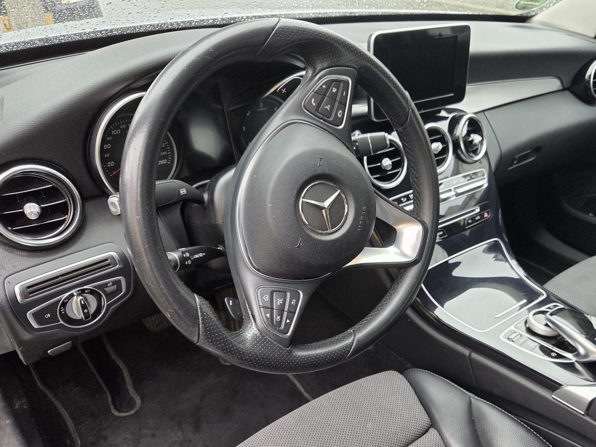 Mercedes C 220 C220D (2016) - Foto 8