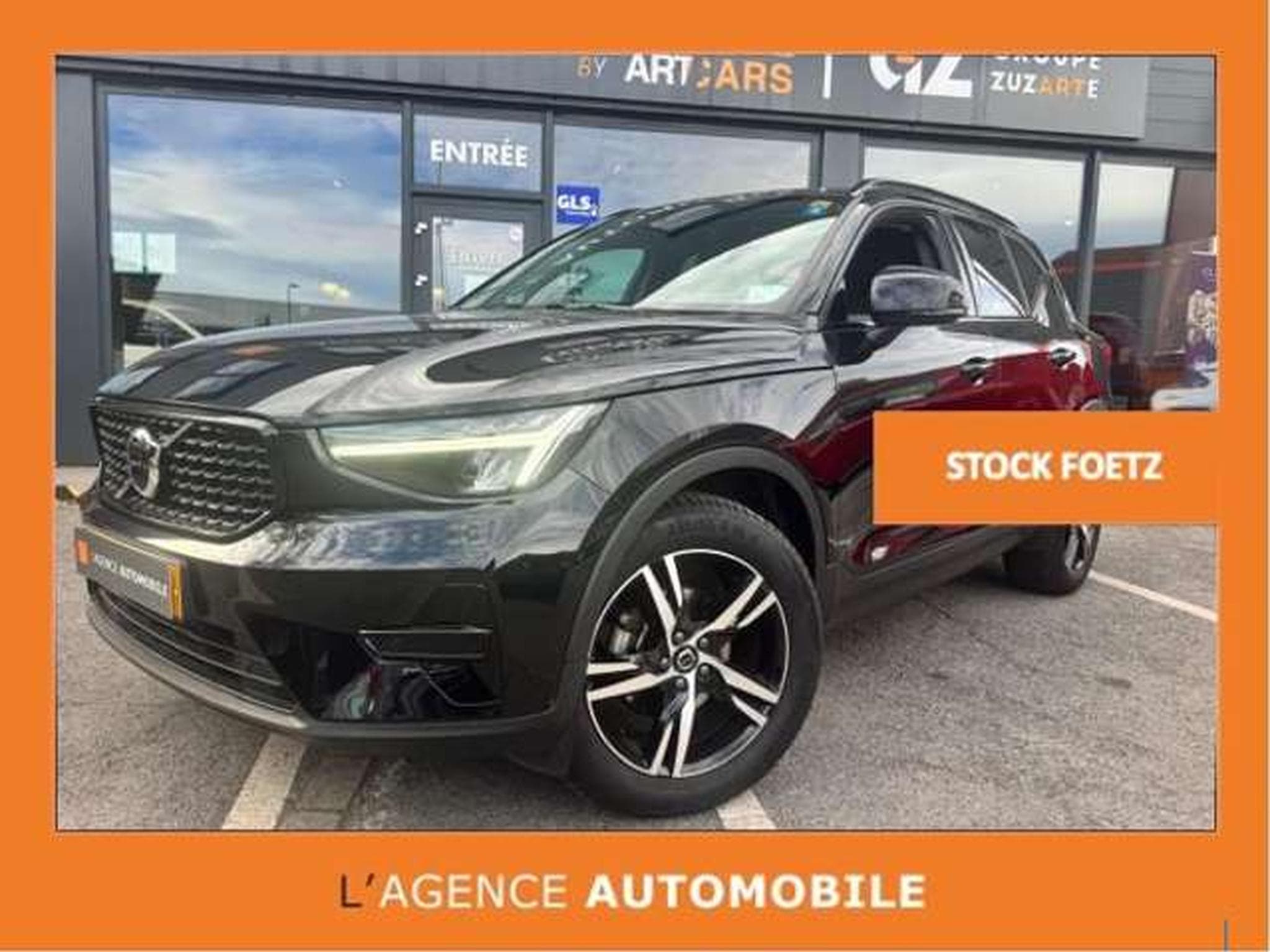 Volvo XC40 XC40 T2 Plus Dark / 1ER OWNER / JUSQU'A 36MOIS DE GARANTIE (2022) - Photo 1