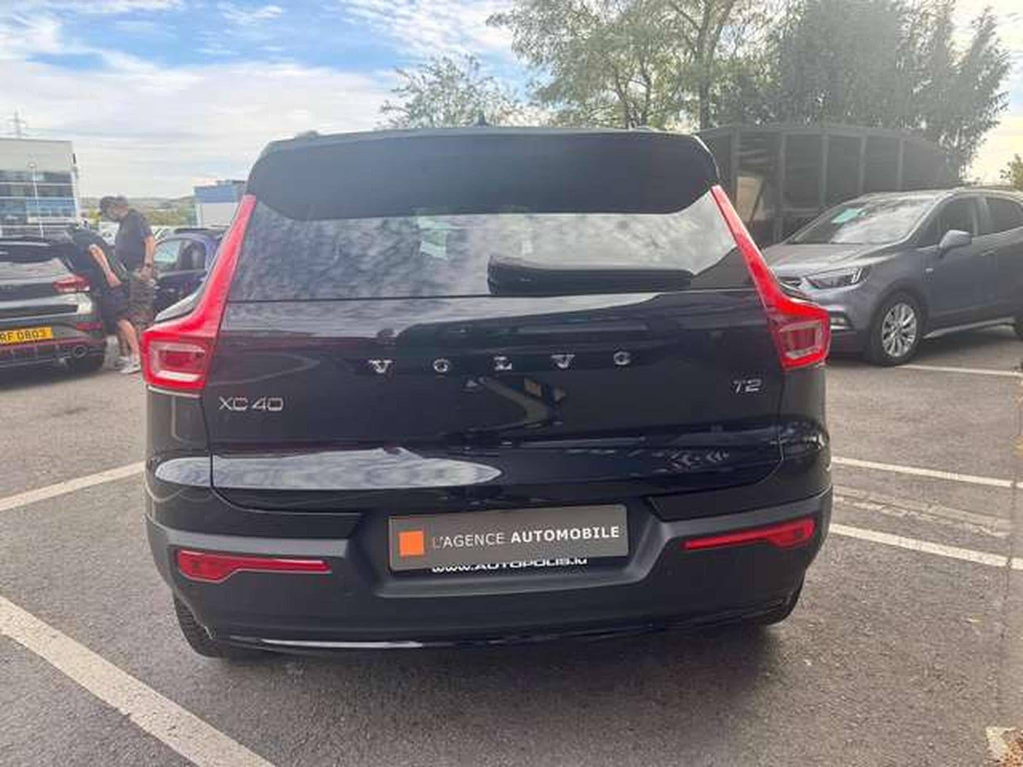 Volvo XC40 XC40 T2 Plus Dark / 1ER OWNER / JUSQU'A 36MOIS DE GARANTIE (2022) - Photo 6